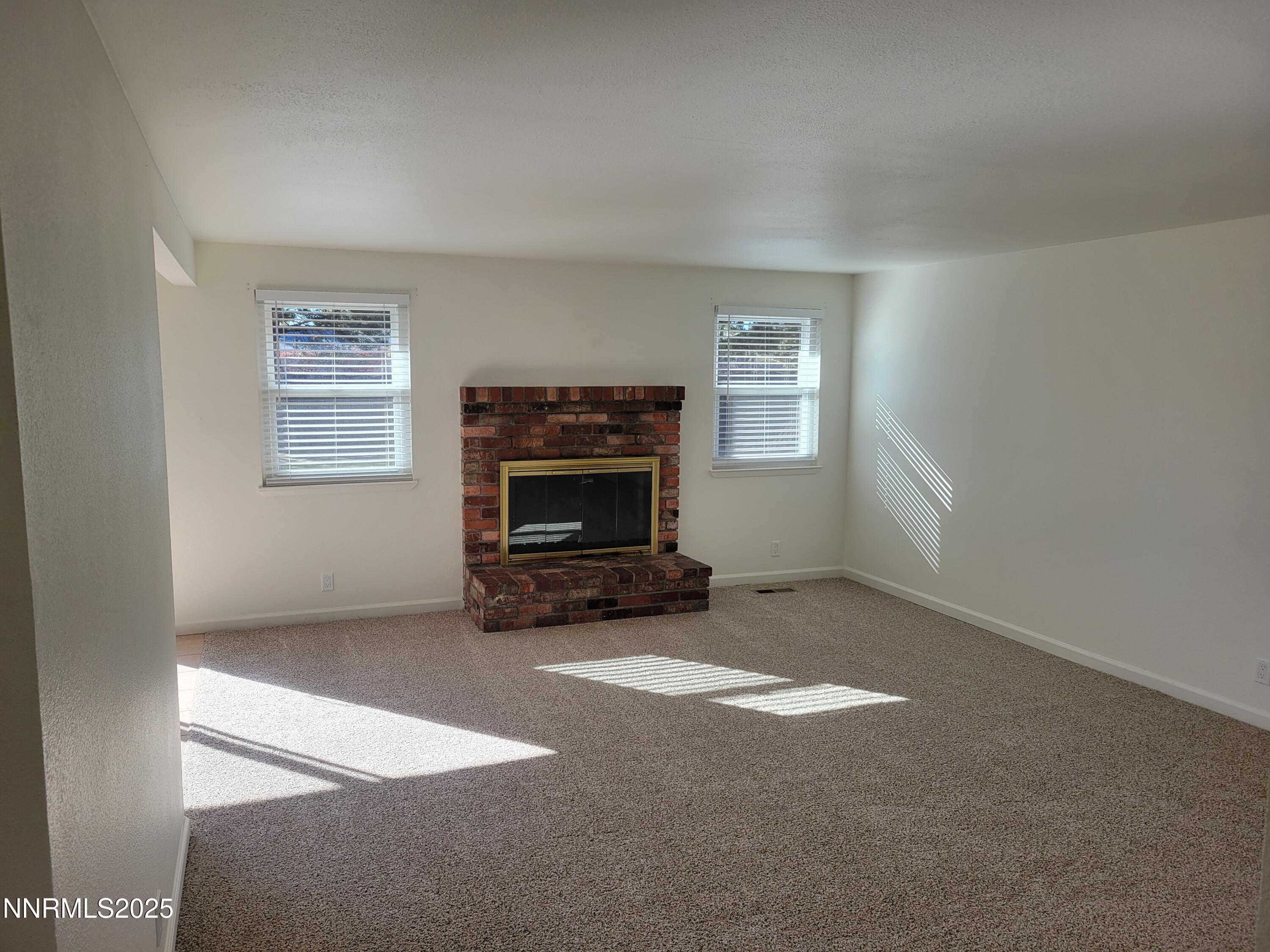 3071 Meadowlands Drive