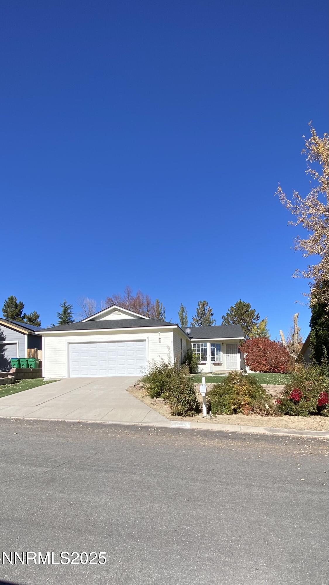 7395 Lindsey Lane
