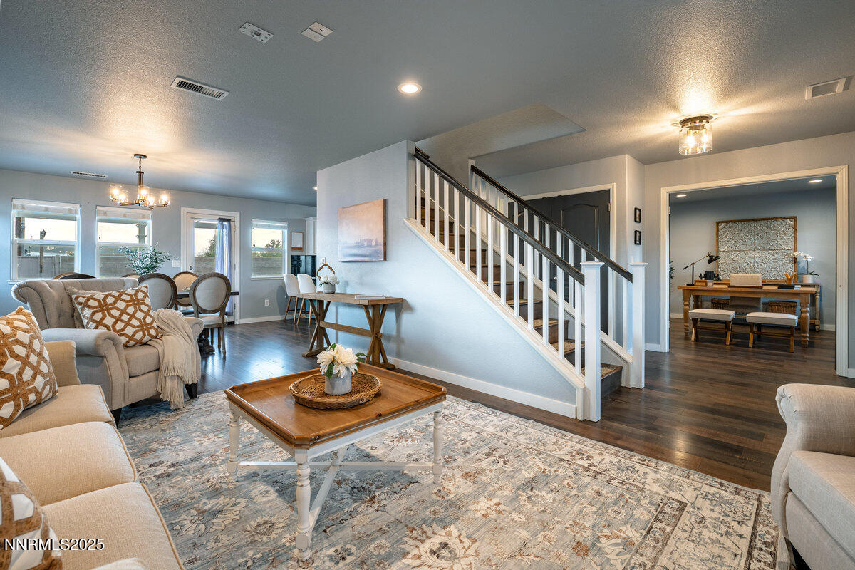 1378 Pin Oak Drive