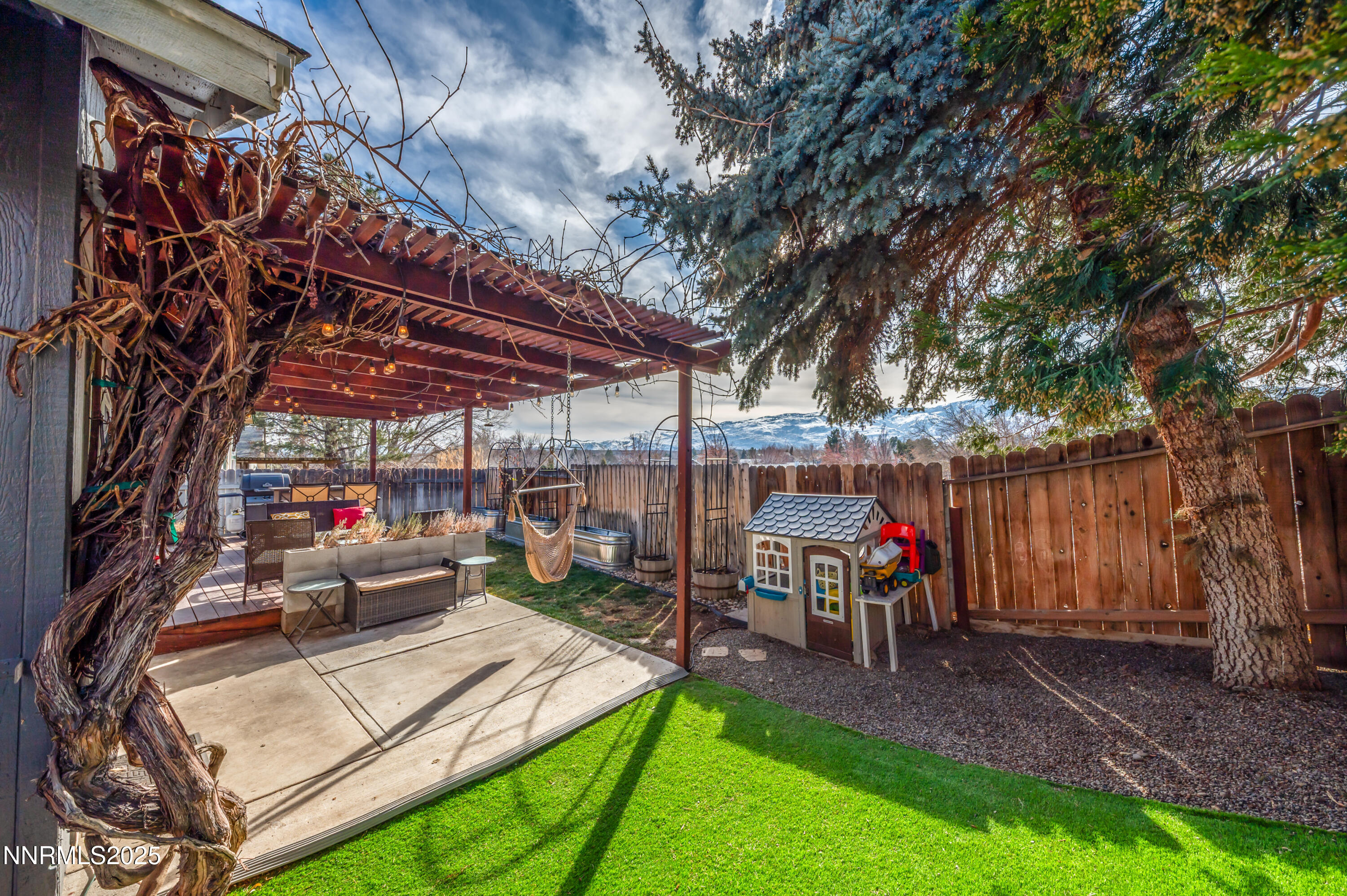 6052 Bankside Way
