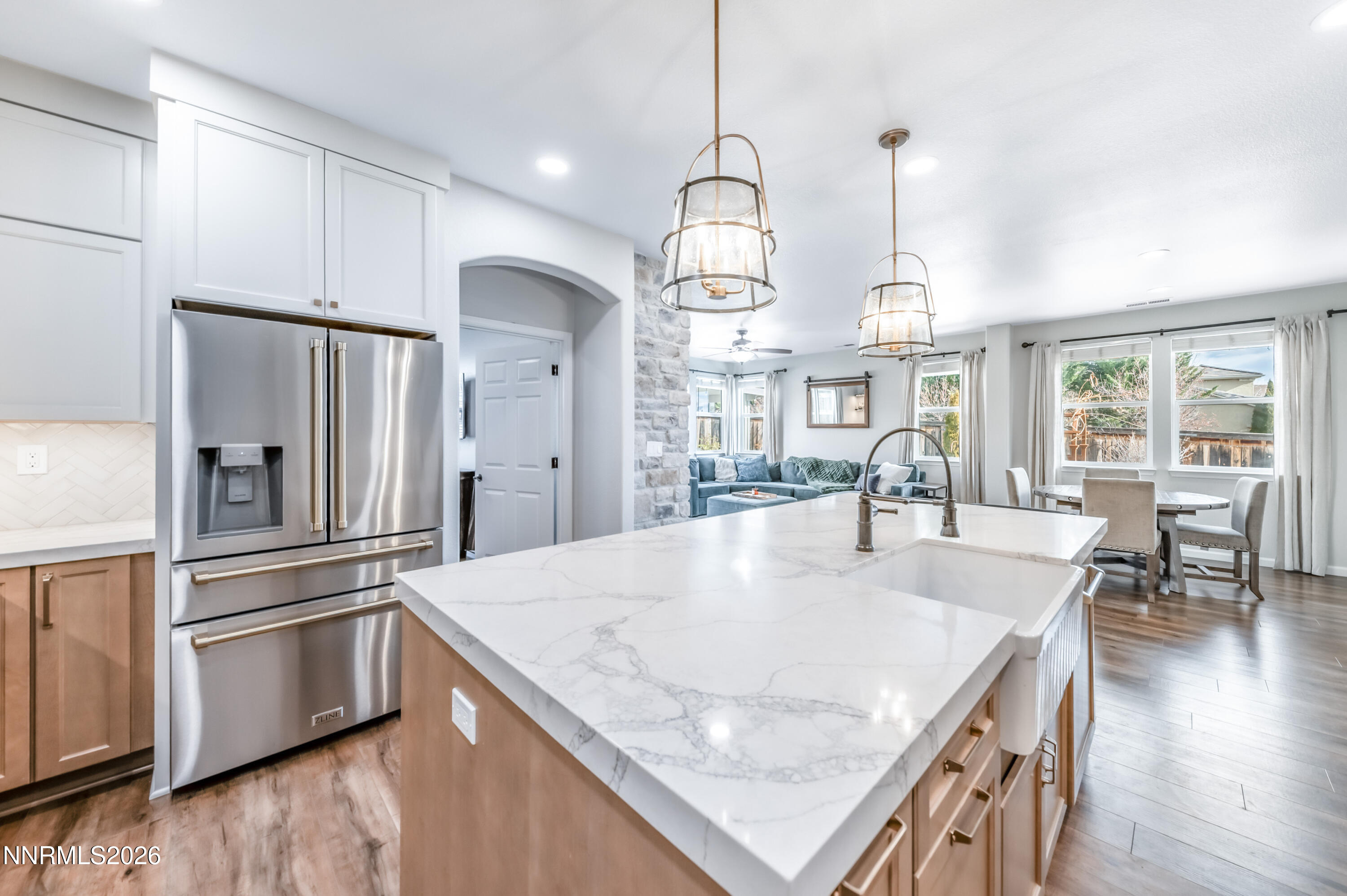 7705 Peavine Shadow Court