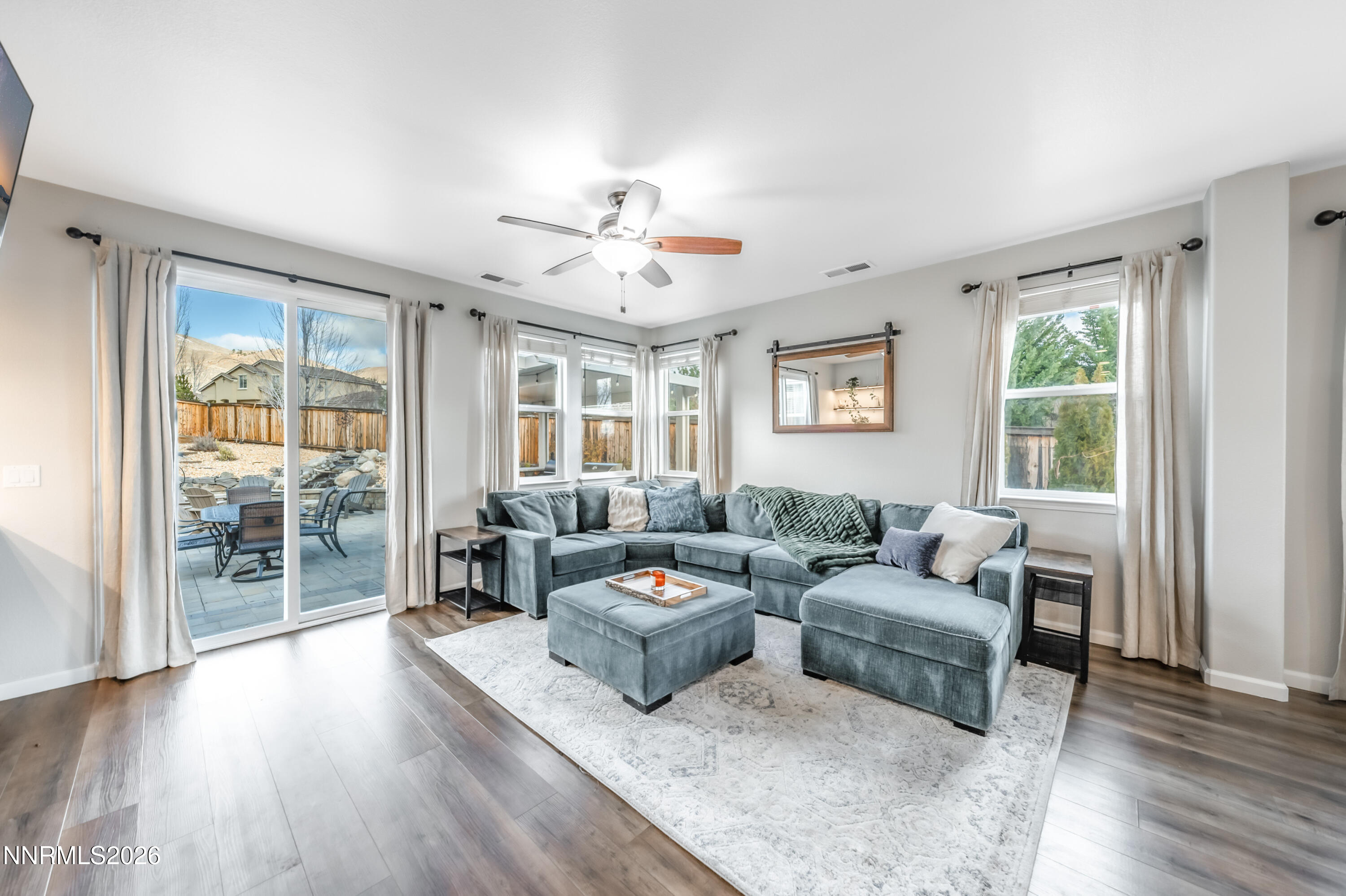 7705 Peavine Shadow Court