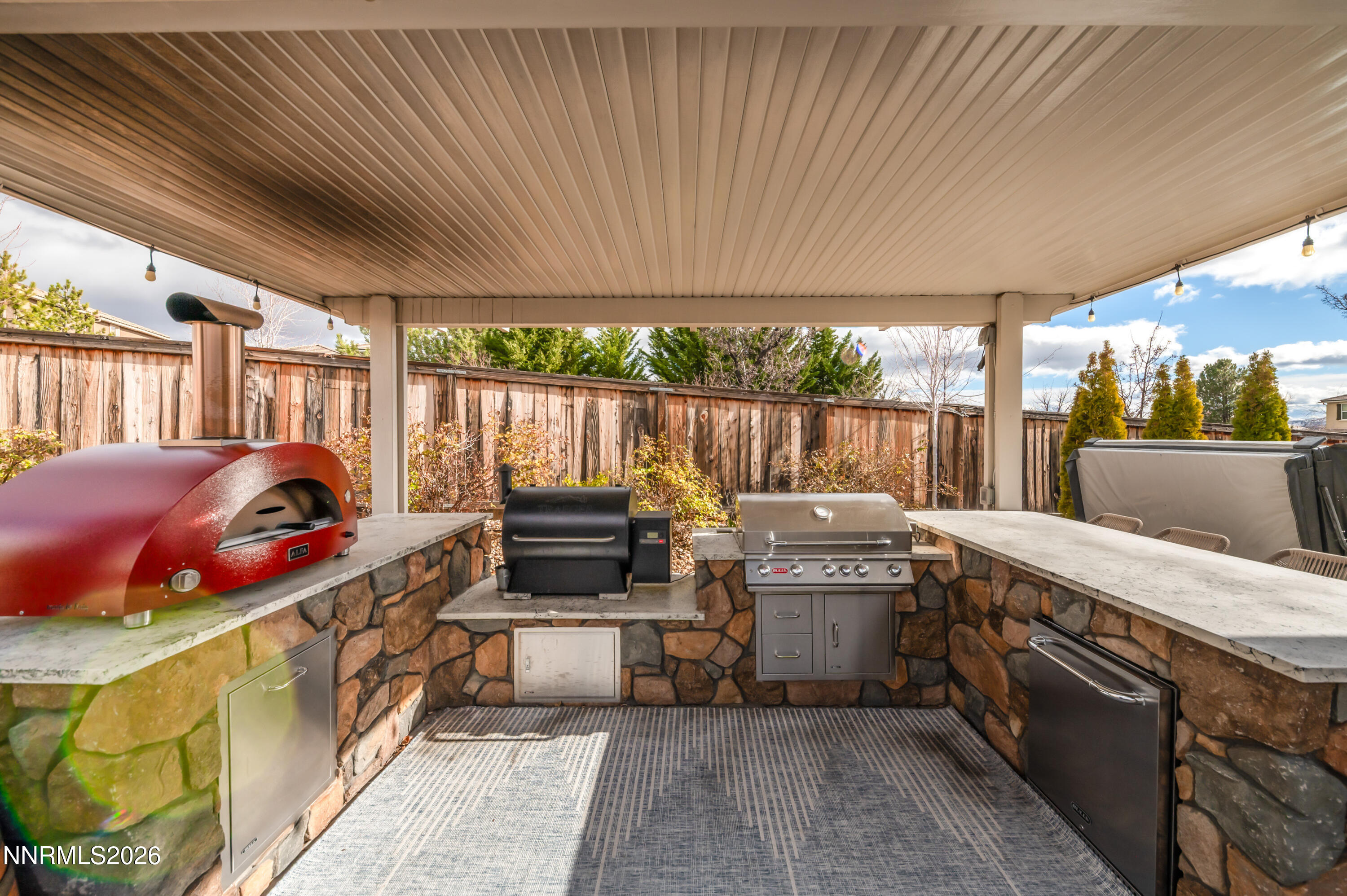 7705 Peavine Shadow Court