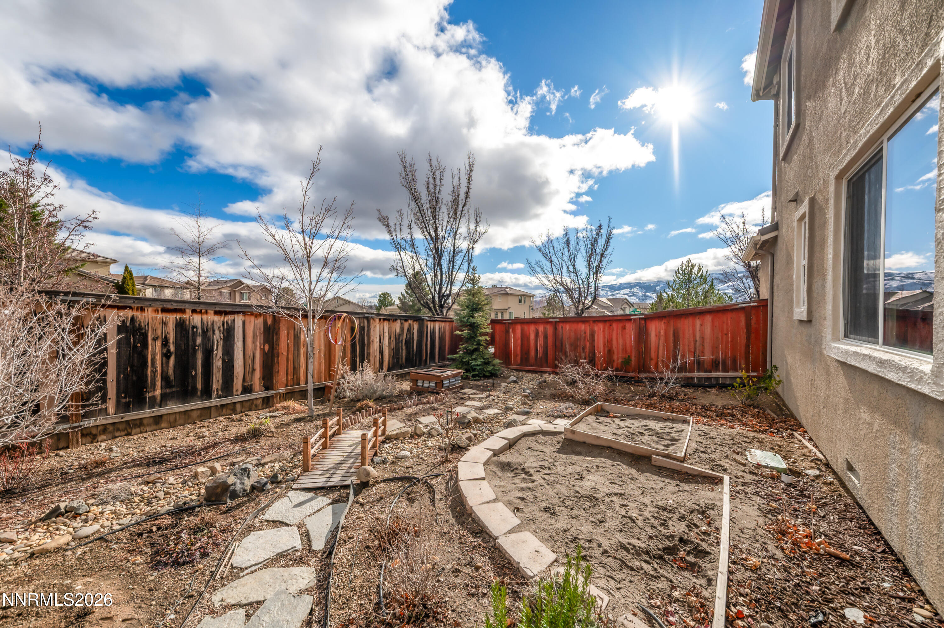 7705 Peavine Shadow Court