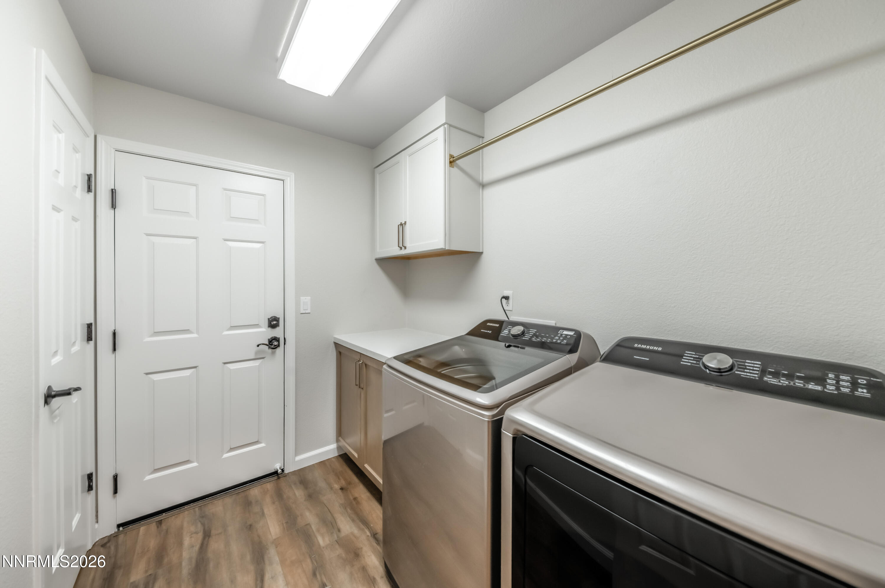 7705 Peavine Shadow Court