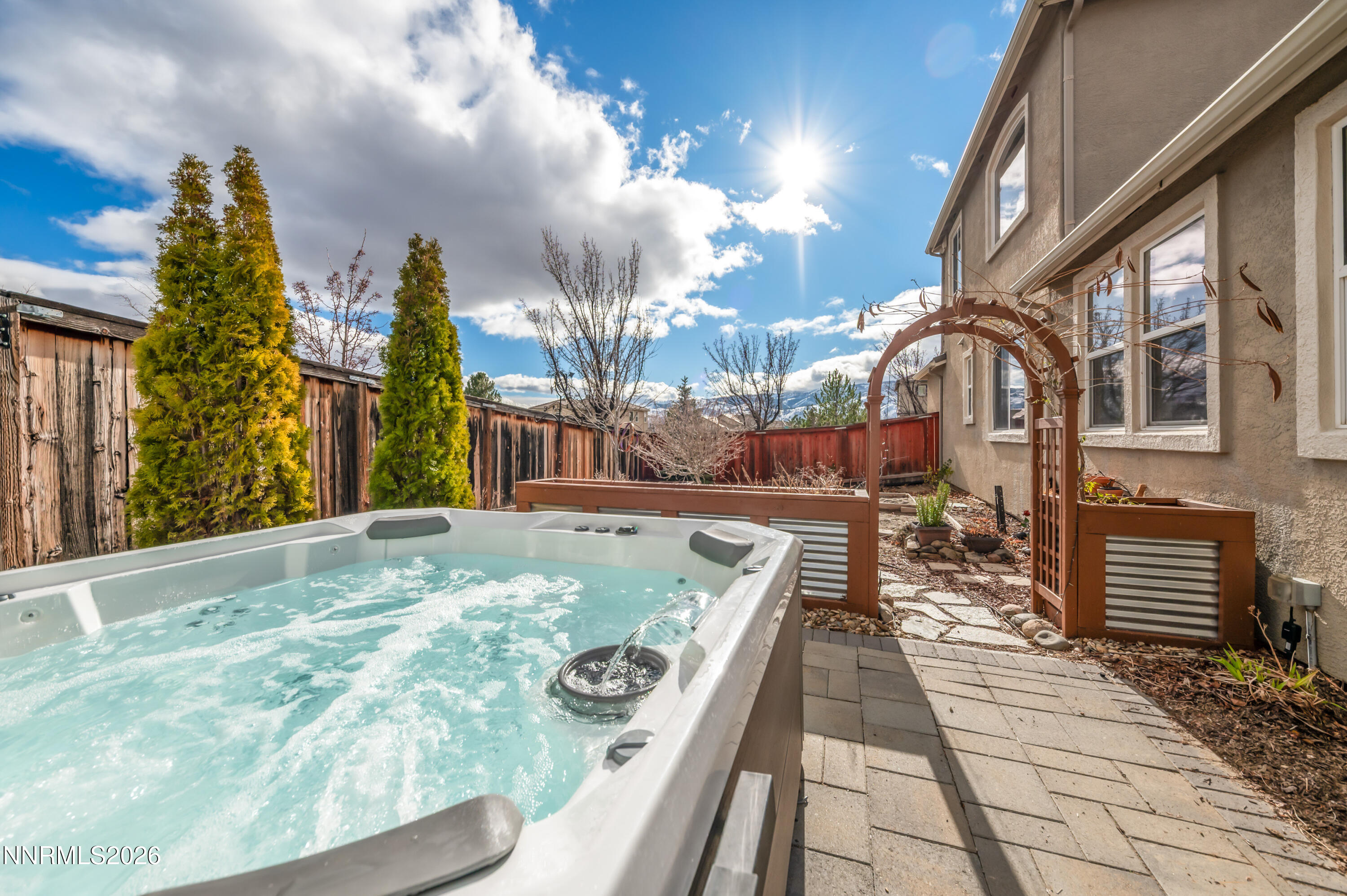 7705 Peavine Shadow Court