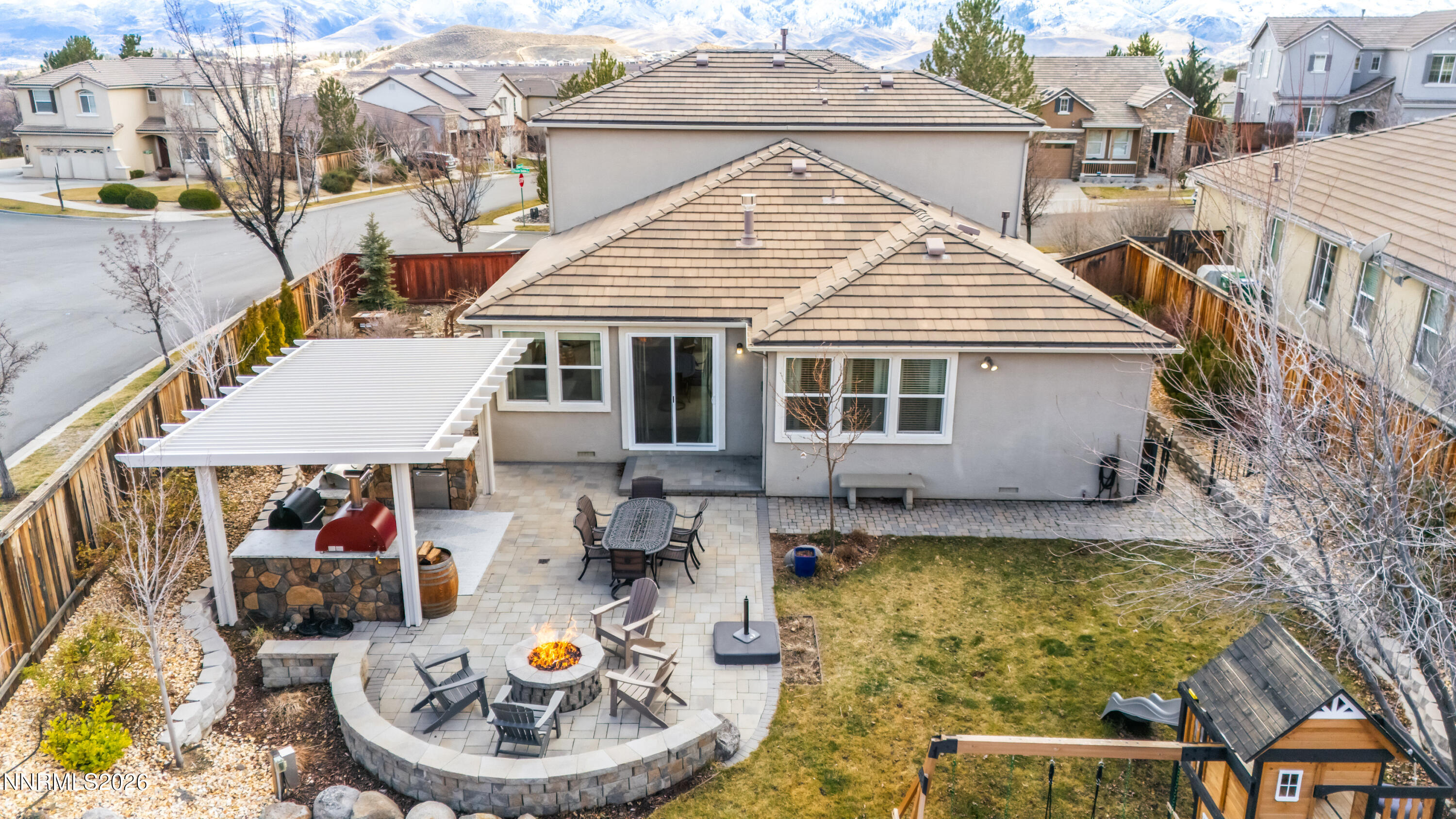 7705 Peavine Shadow Court