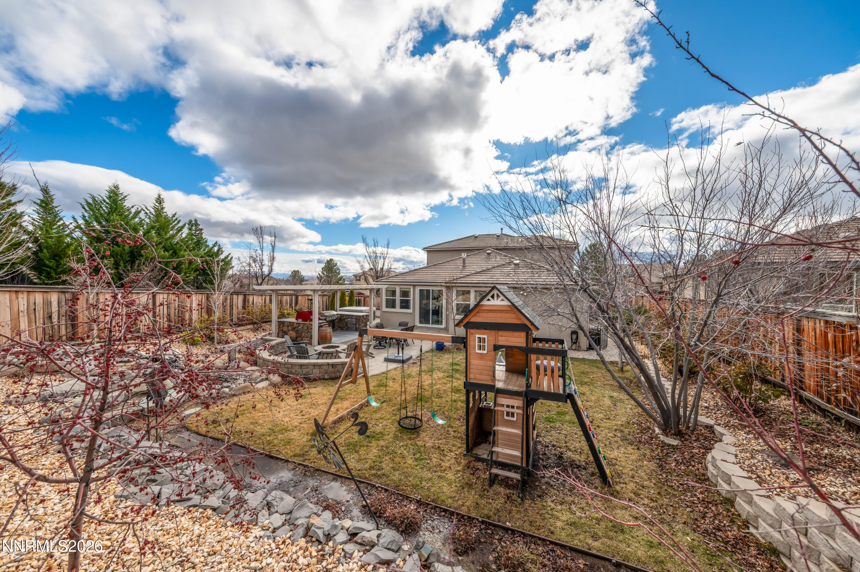 7705 Peavine Shadow Court