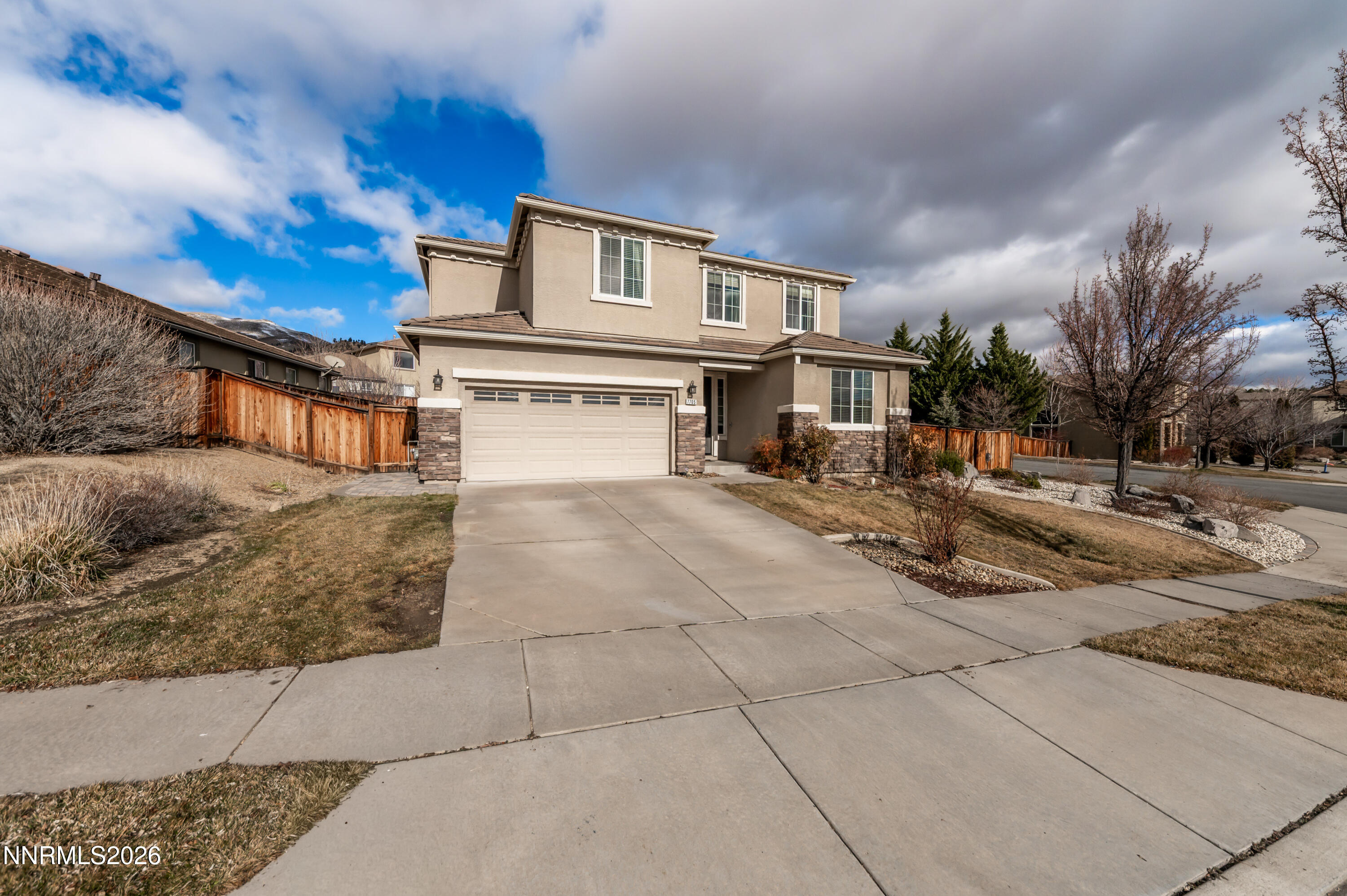 7705 Peavine Shadow Court