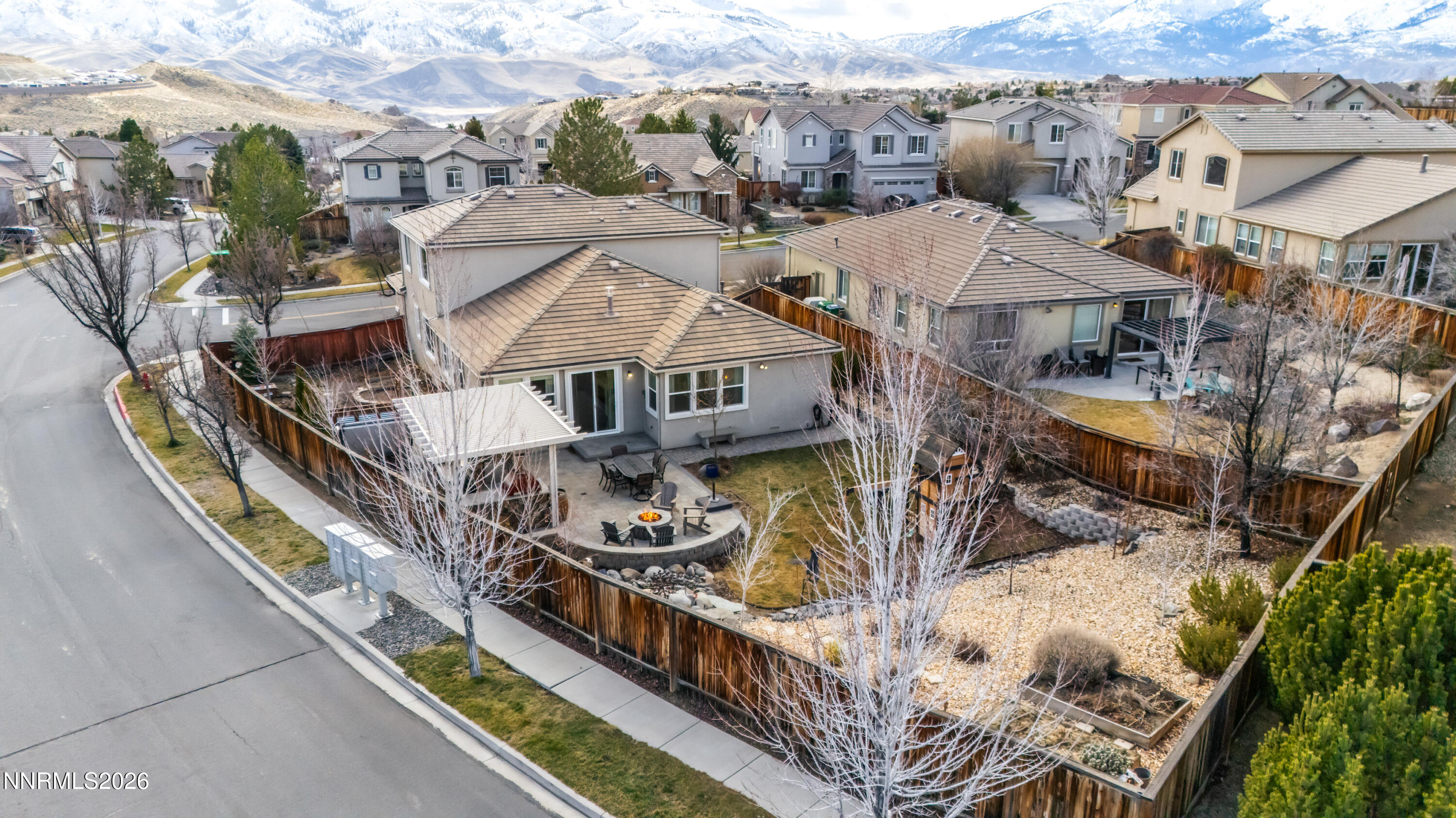 7705 Peavine Shadow Court