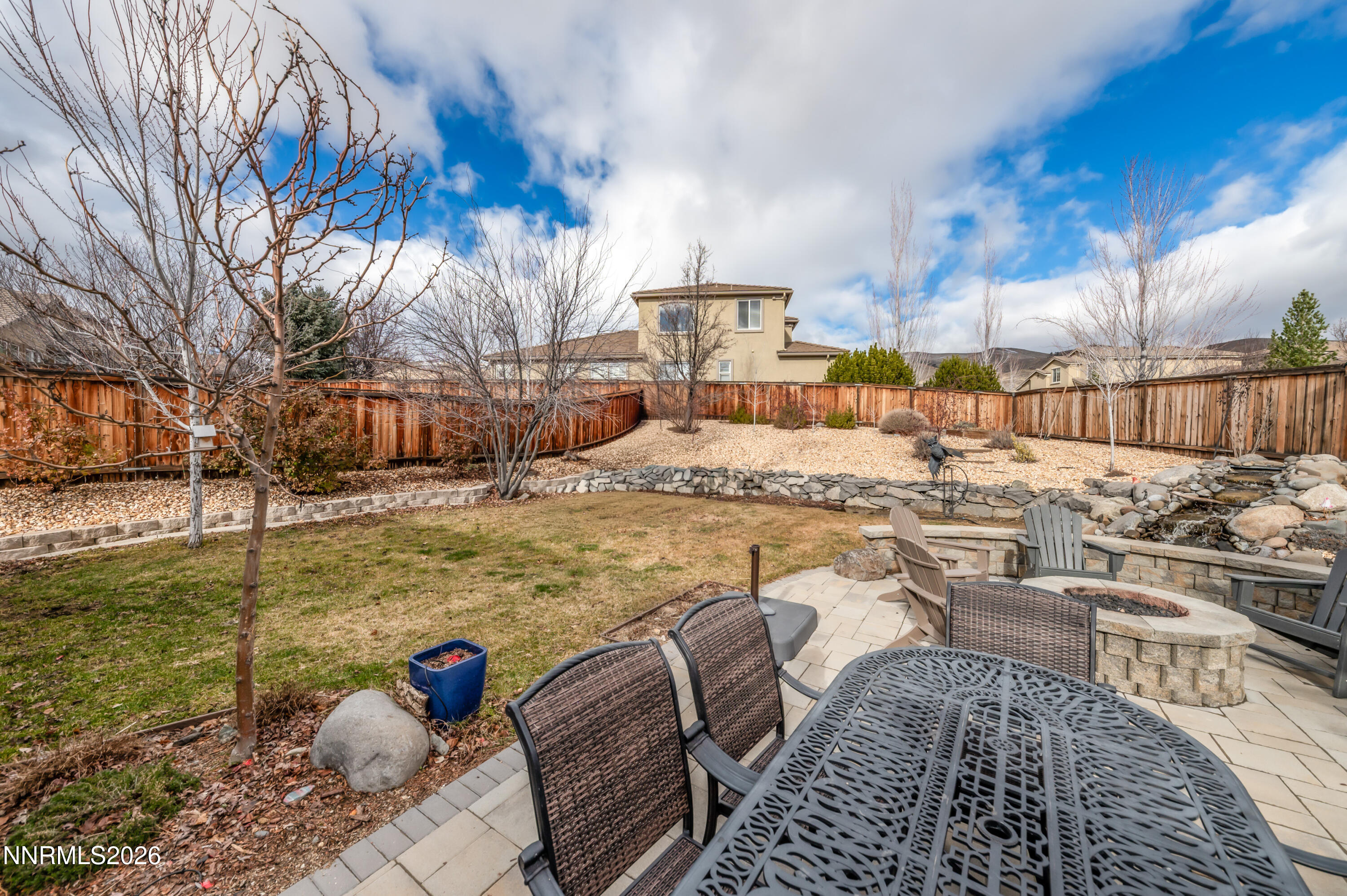 7705 Peavine Shadow Court
