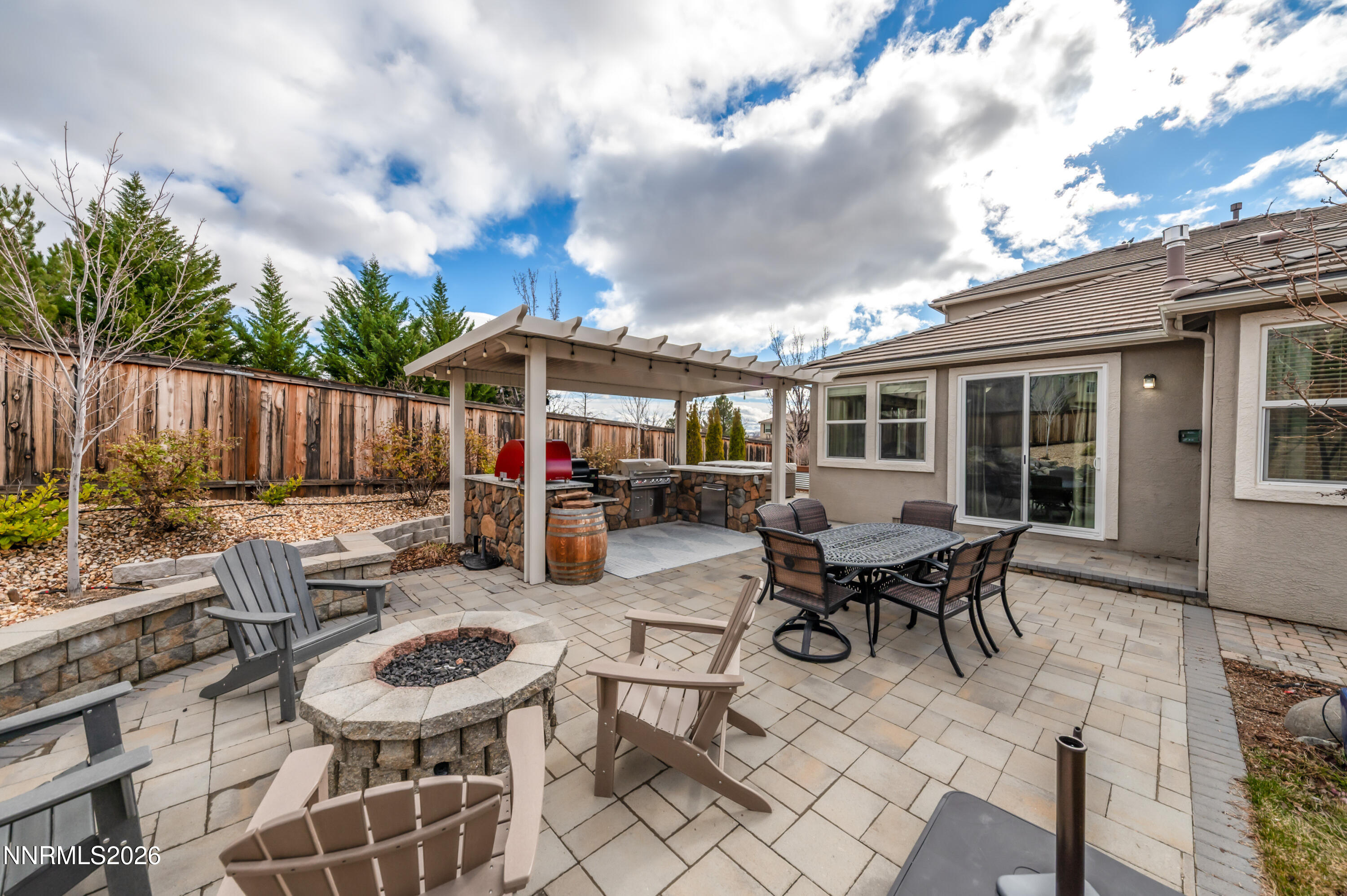 7705 Peavine Shadow Court