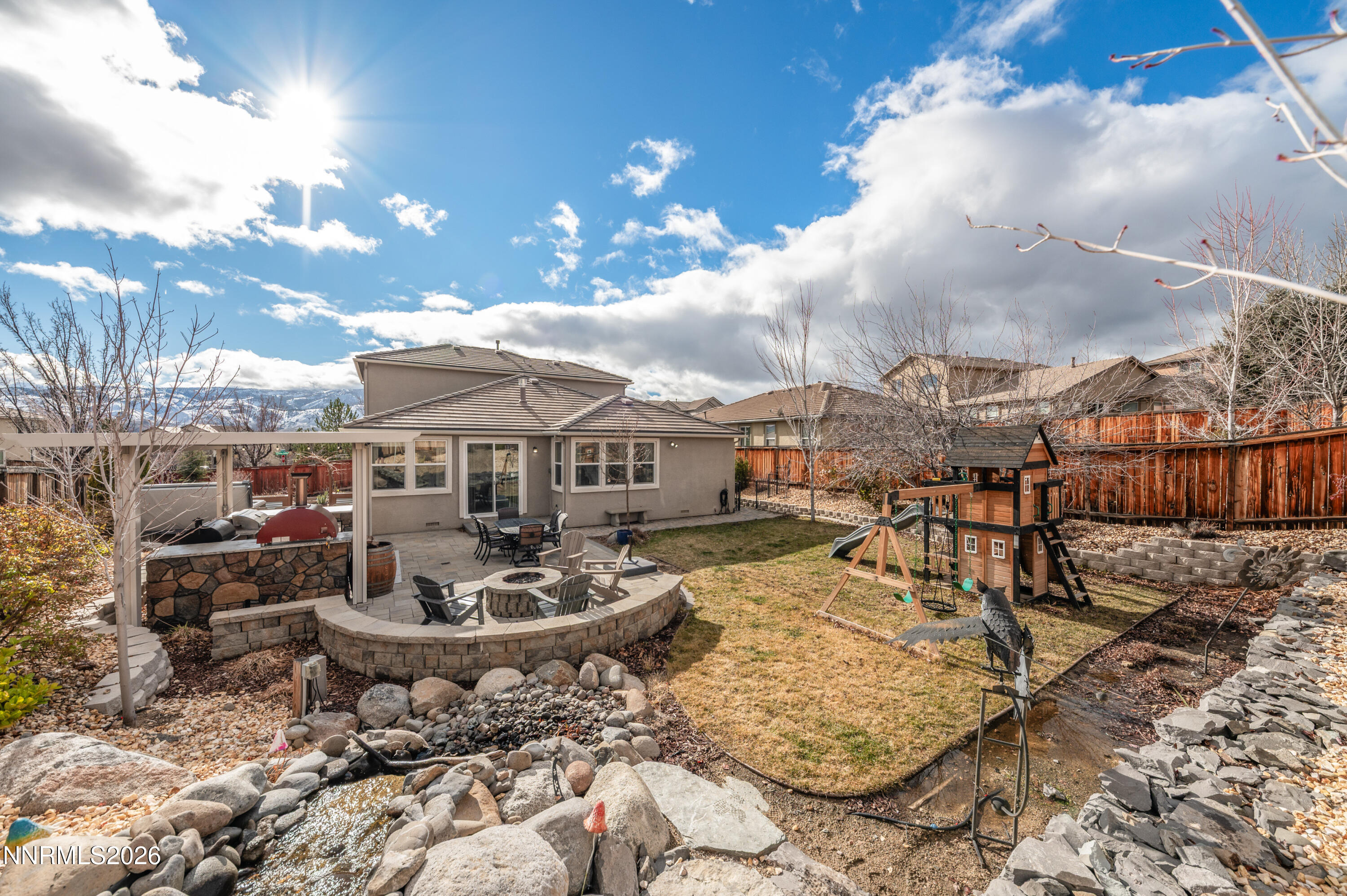 7705 Peavine Shadow Court