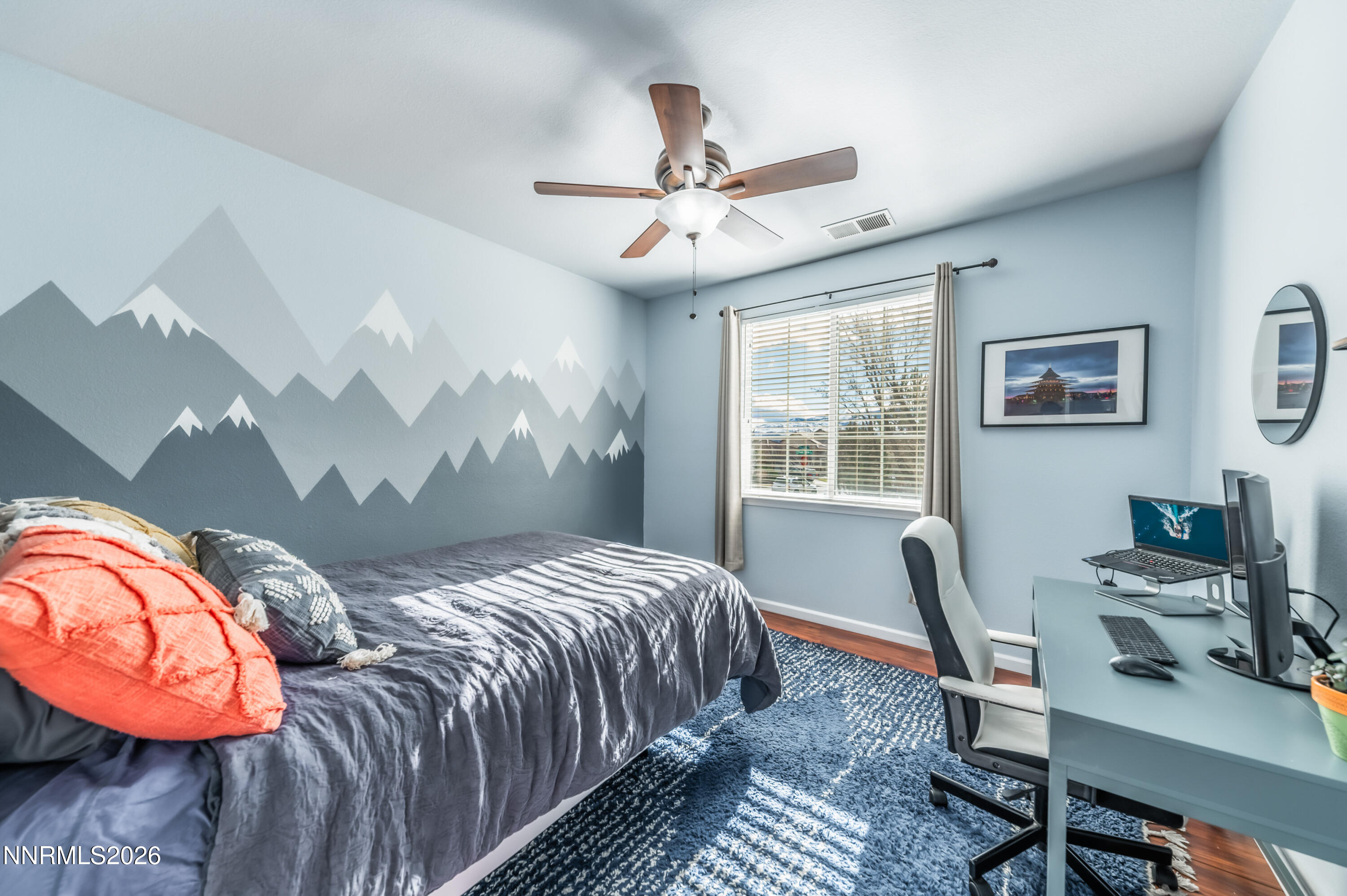 7705 Peavine Shadow Court