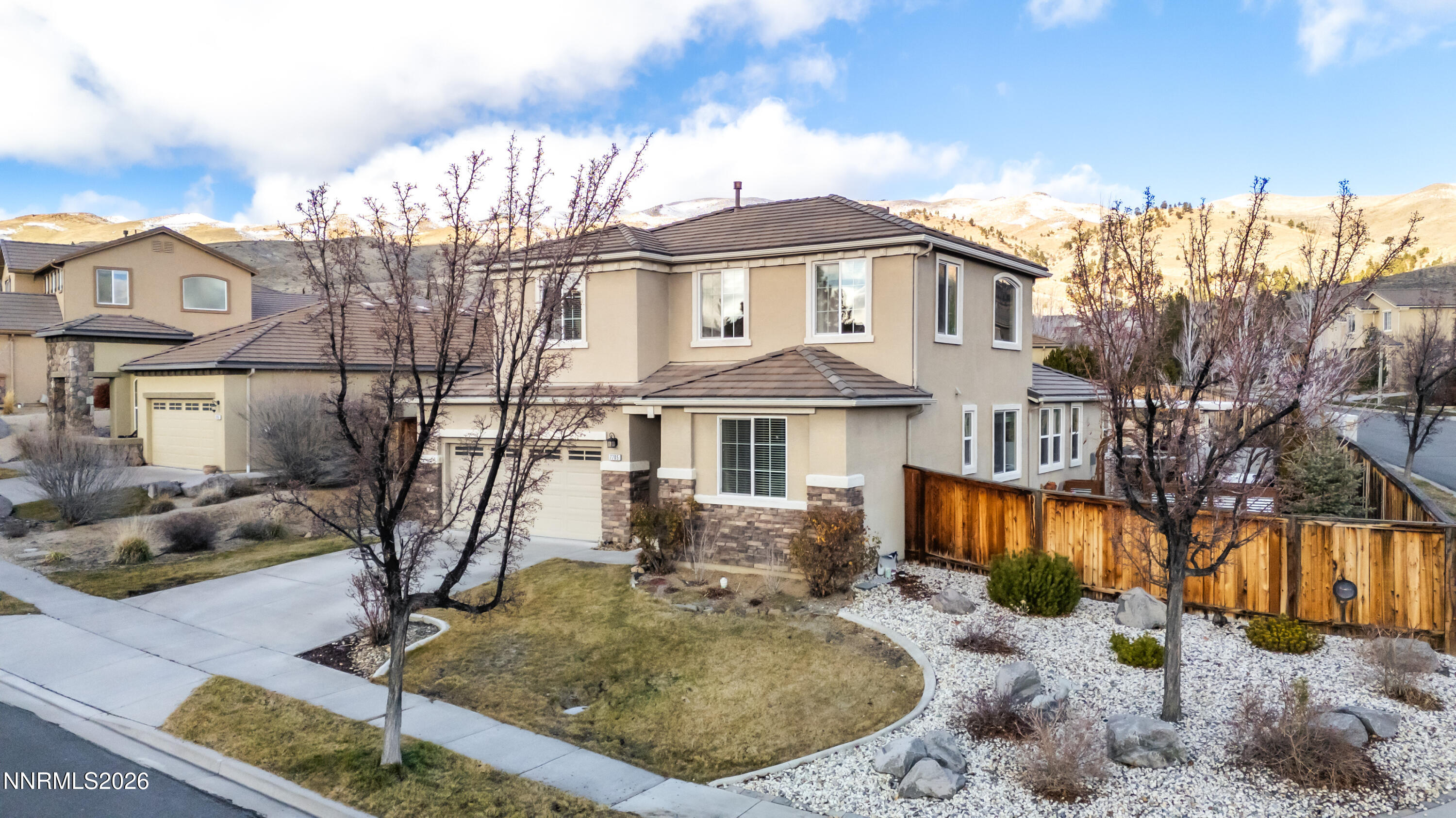 7705 Peavine Shadow Court