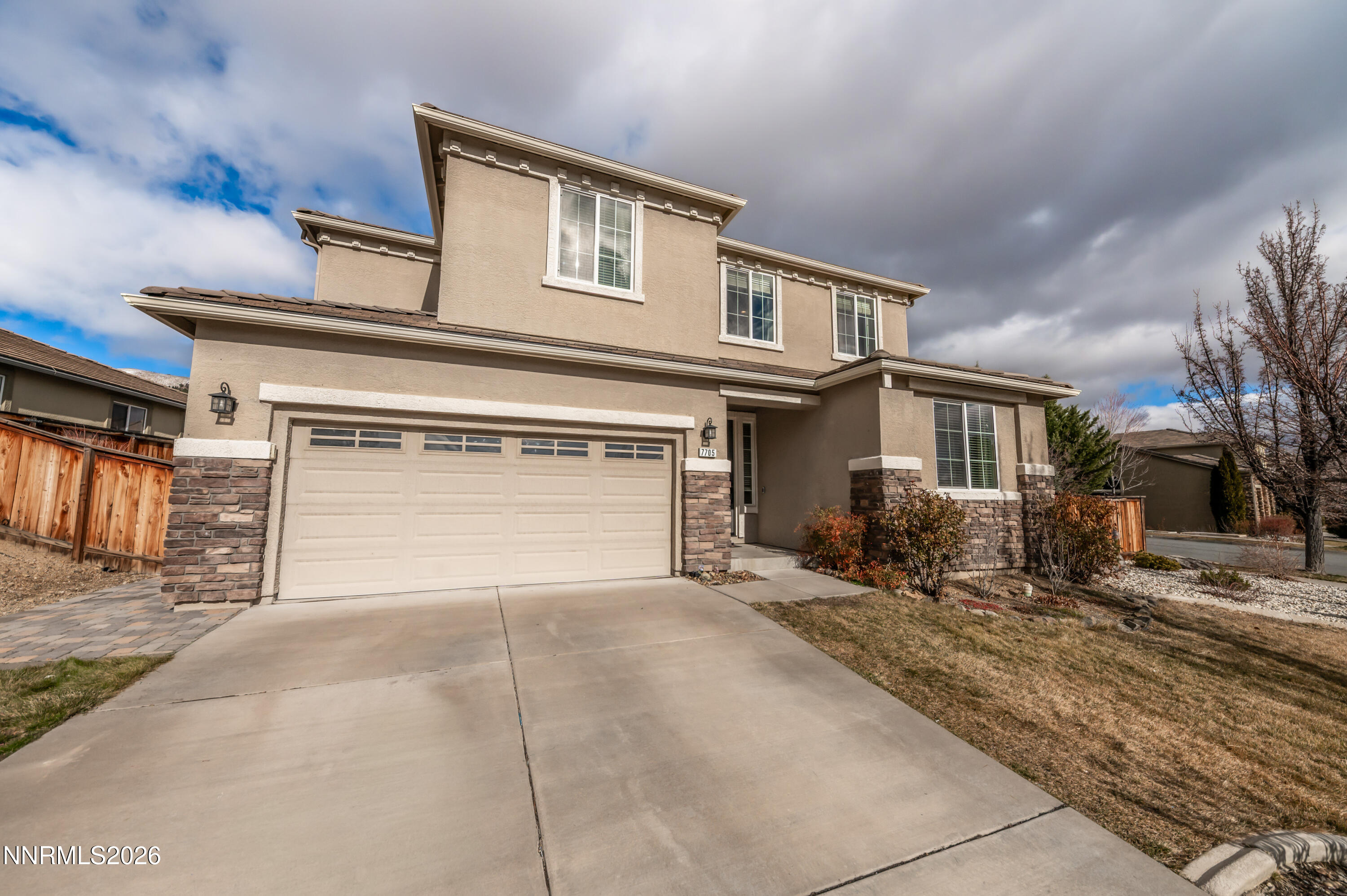 7705 Peavine Shadow Court