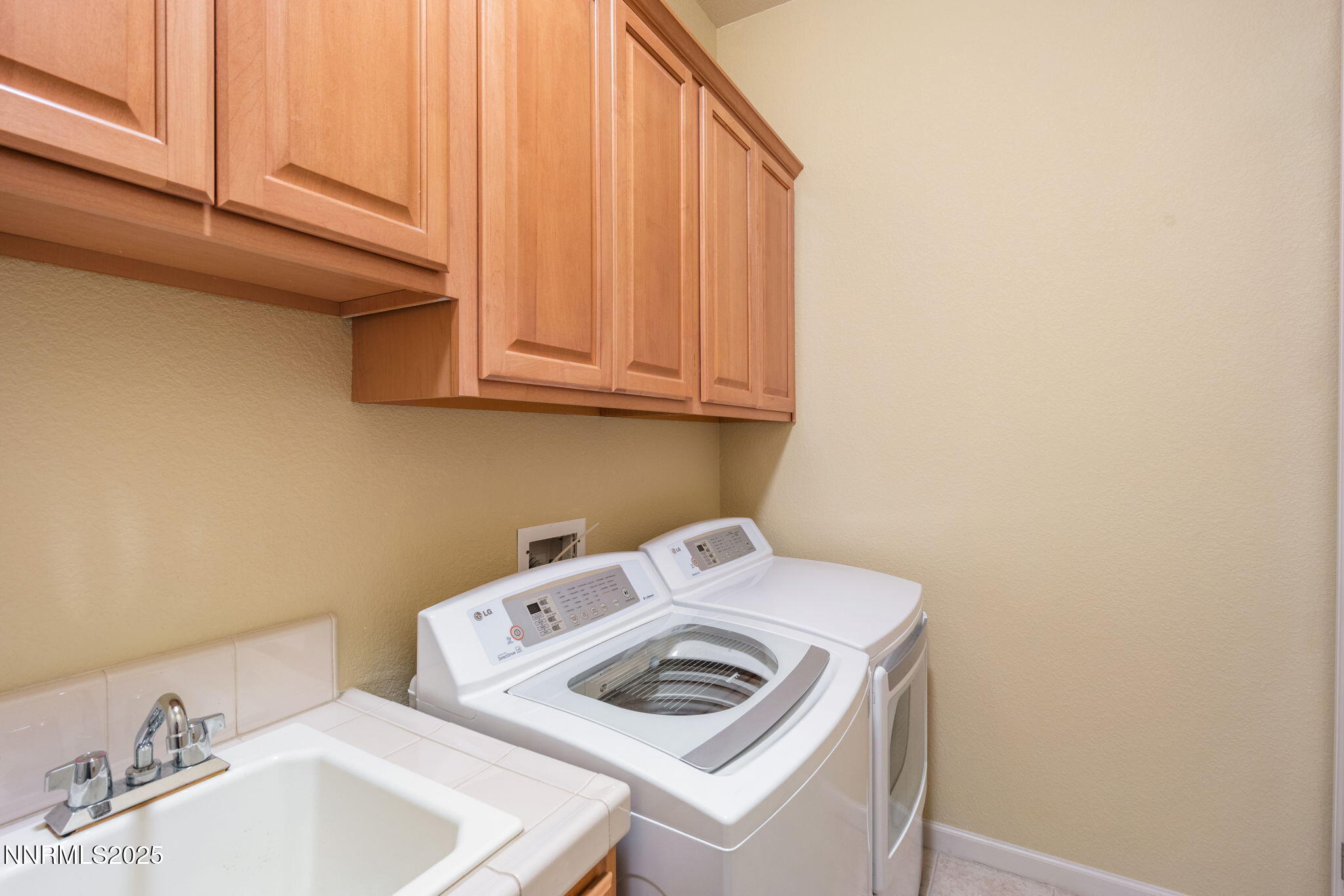9900 Wilbur May Parkway APT 906