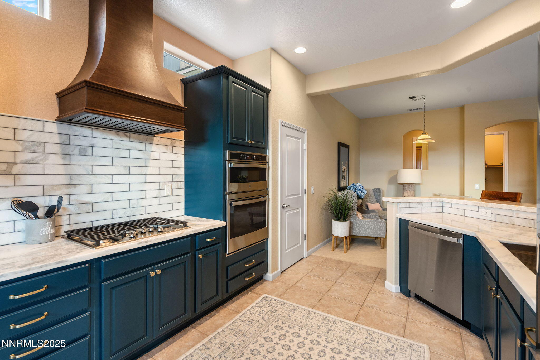 9900 Wilbur May Parkway APT 906