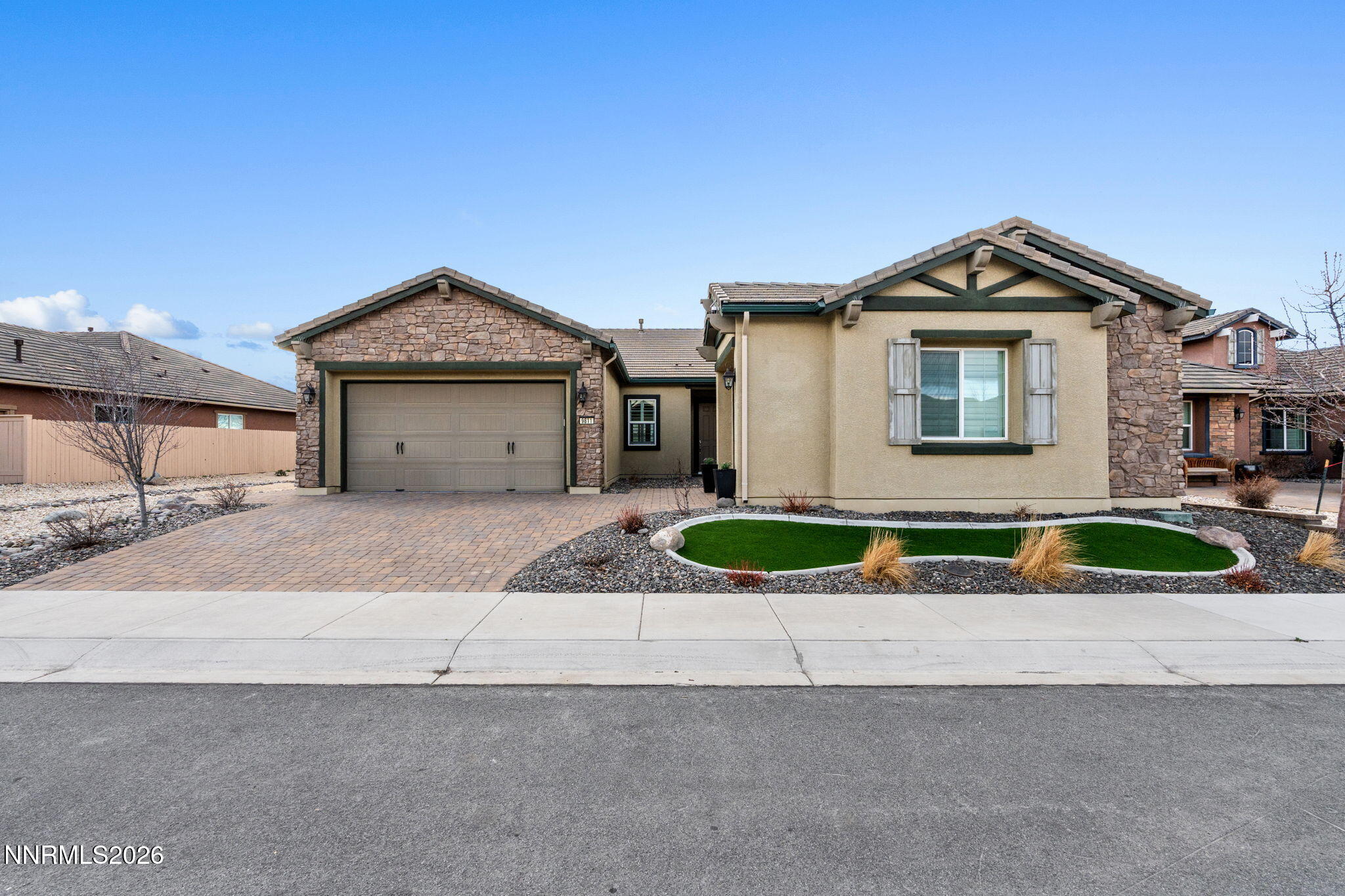 9811 Dyevera Lane