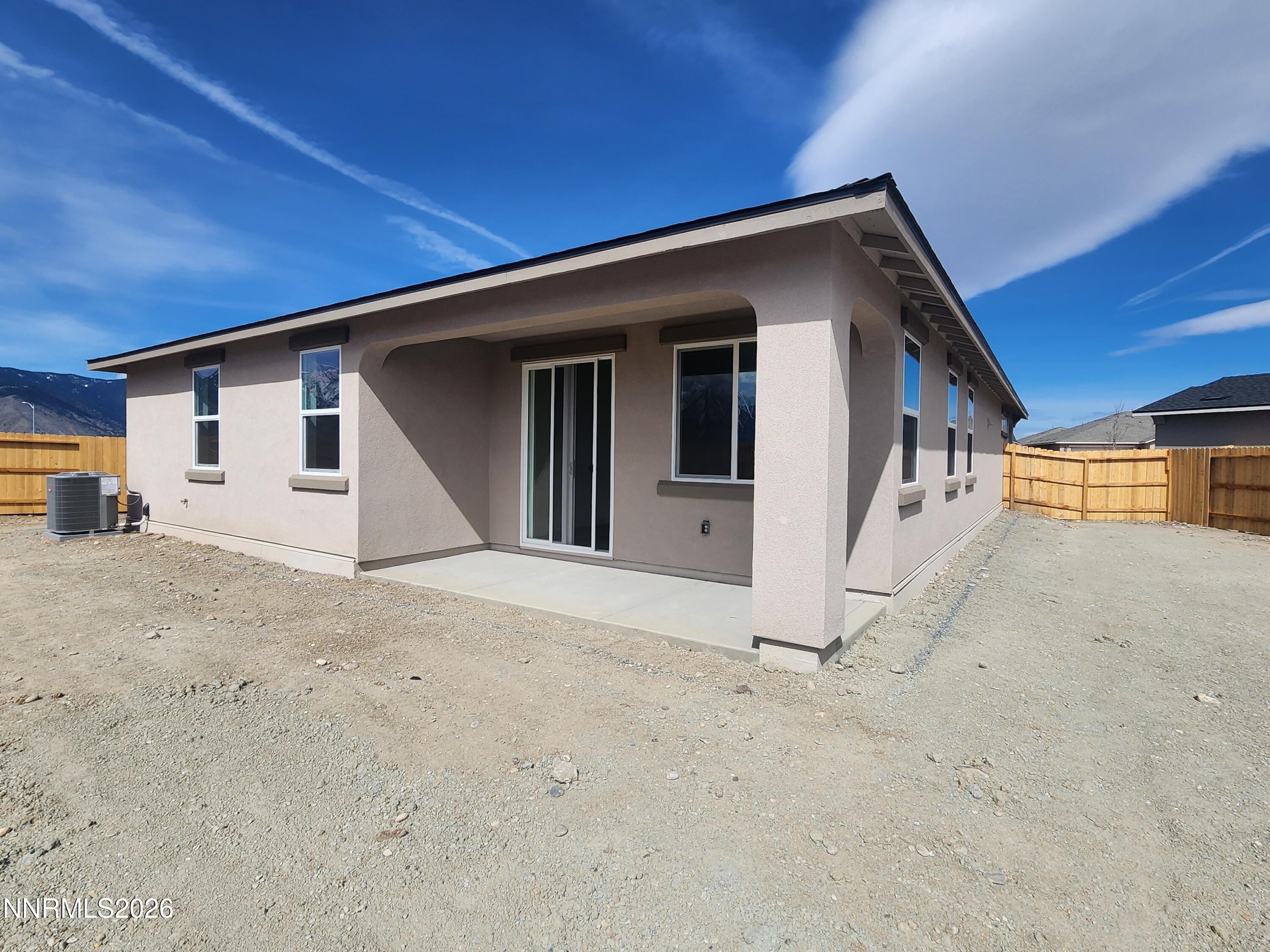 711 Daylily Lane