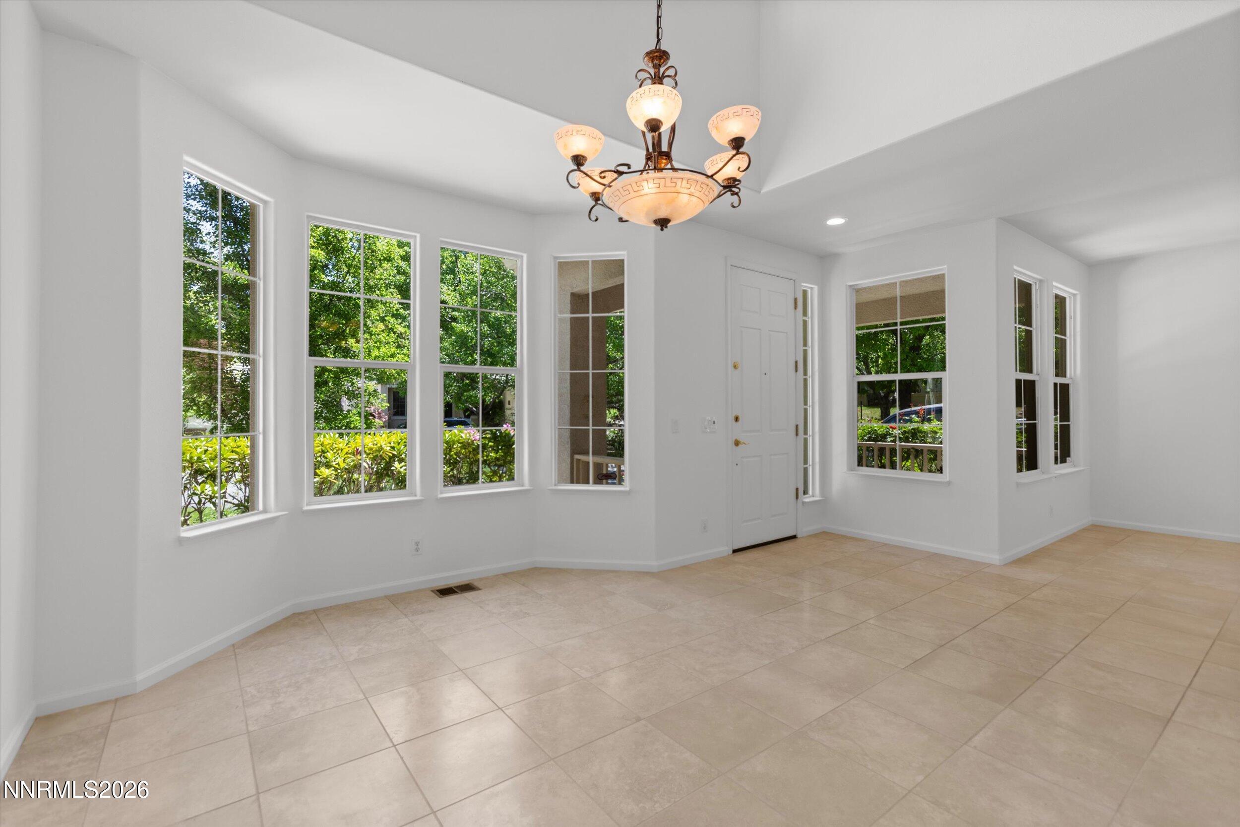 1195 Waverly Court