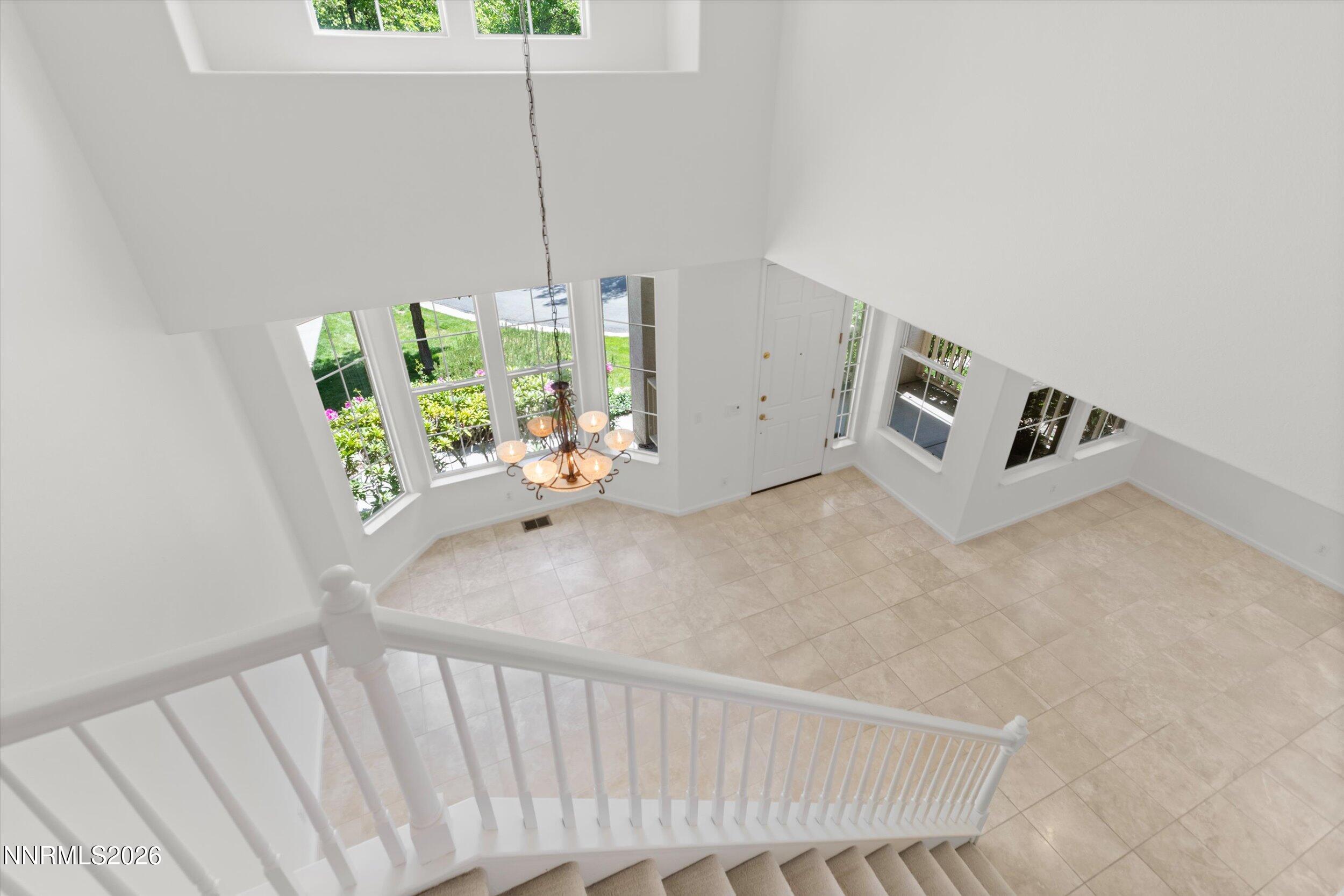 1195 Waverly Court