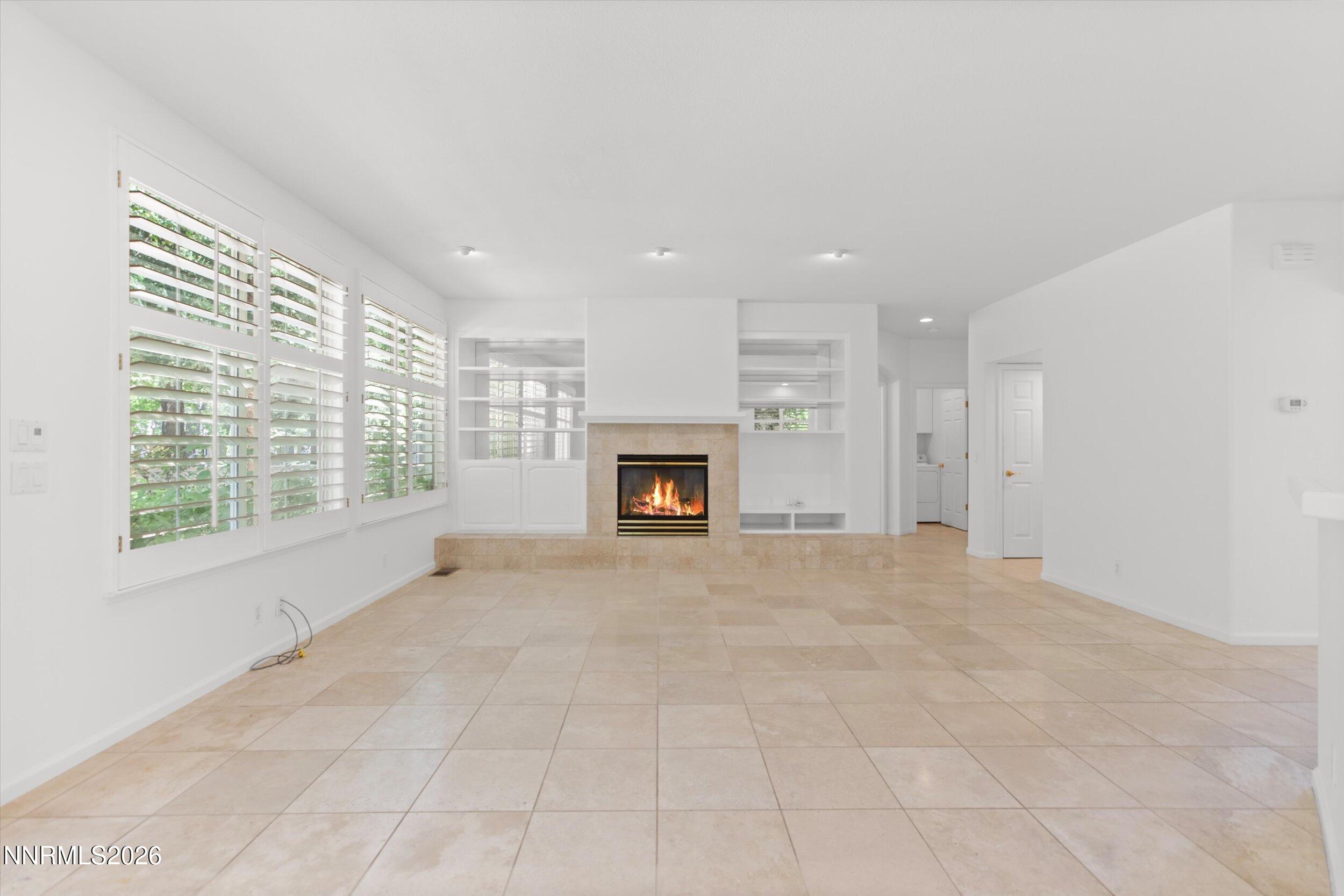 1195 Waverly Court