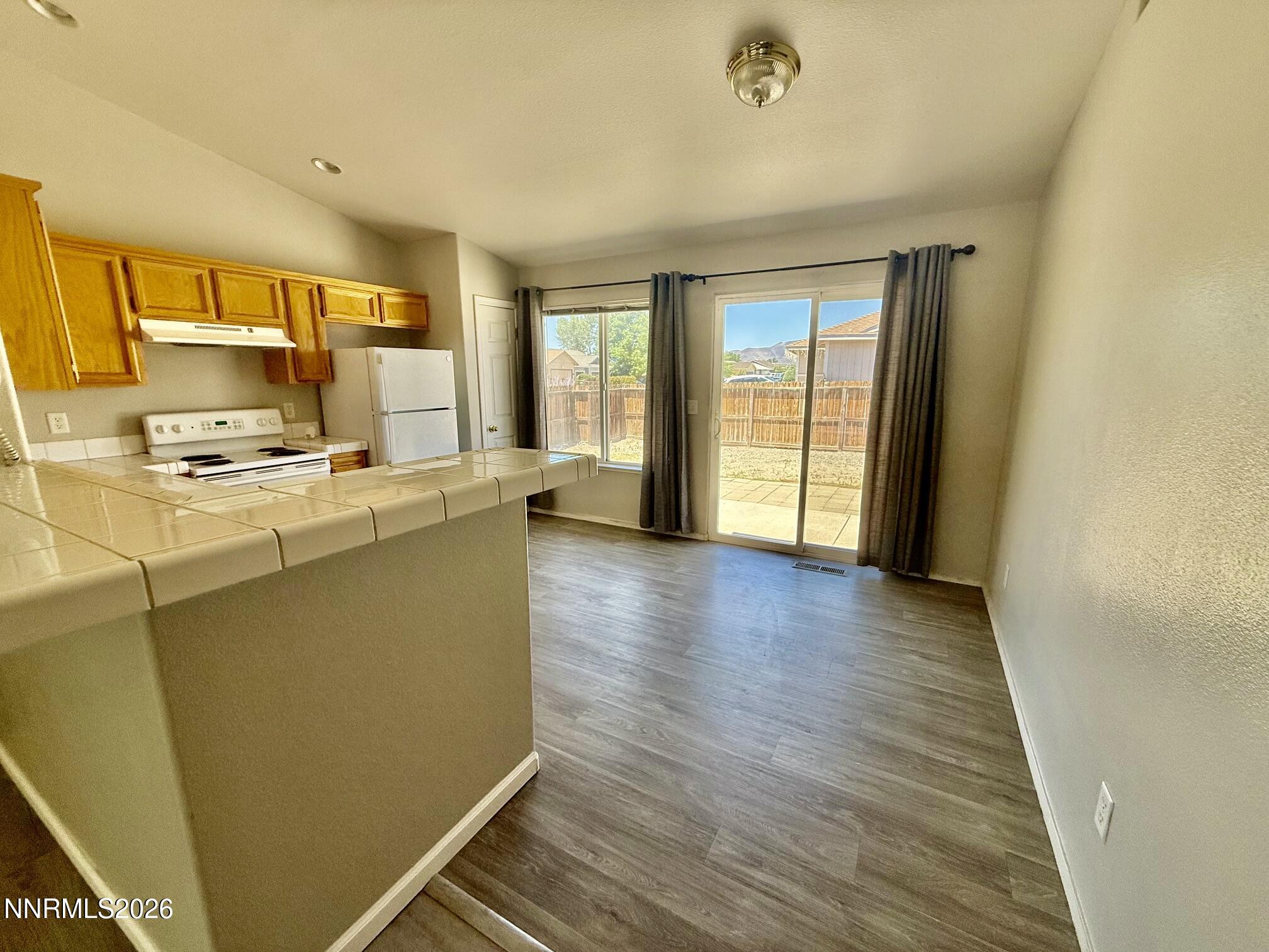 310 Emigrant Way