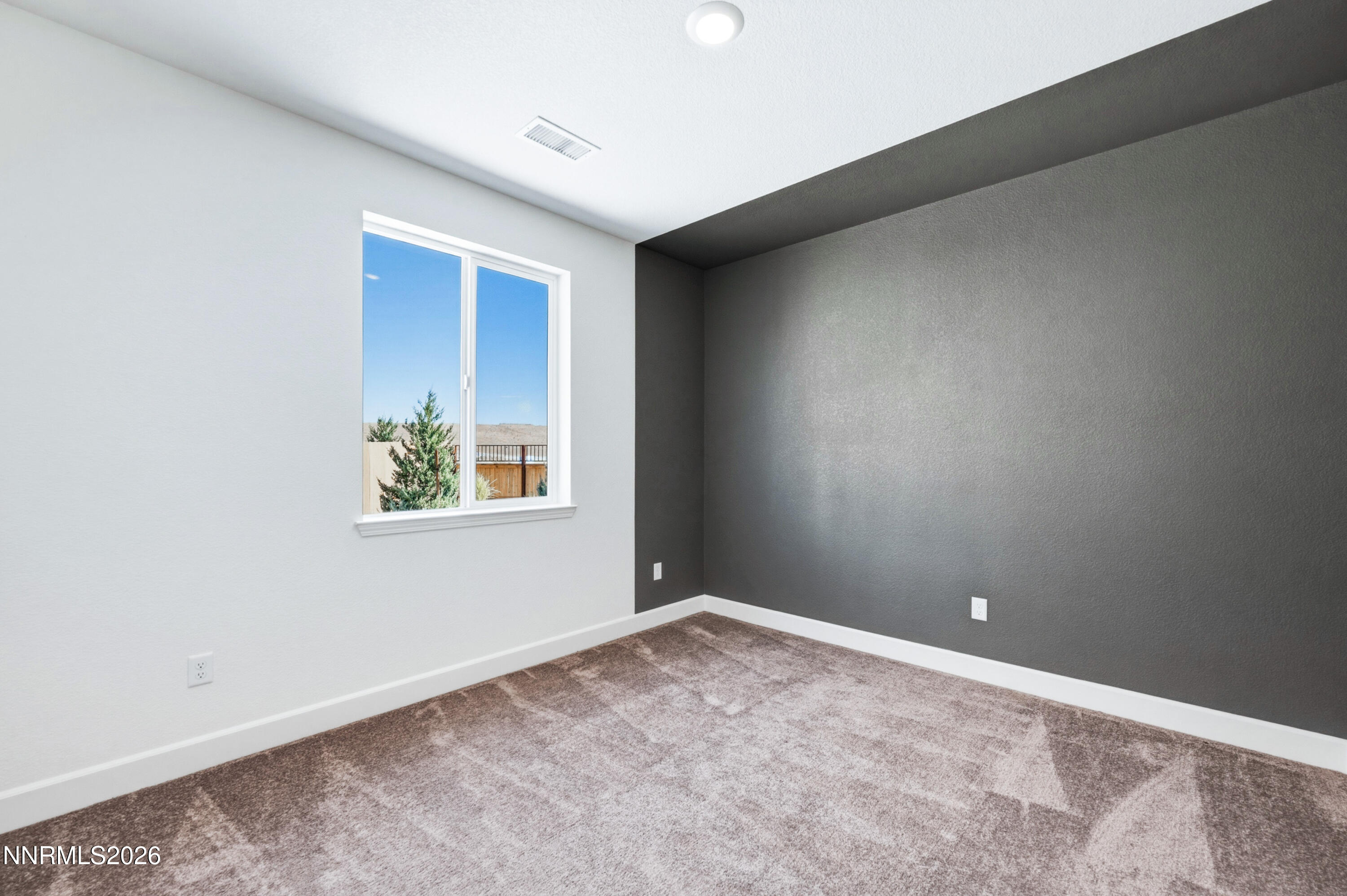 6752 Pilot Peak Court