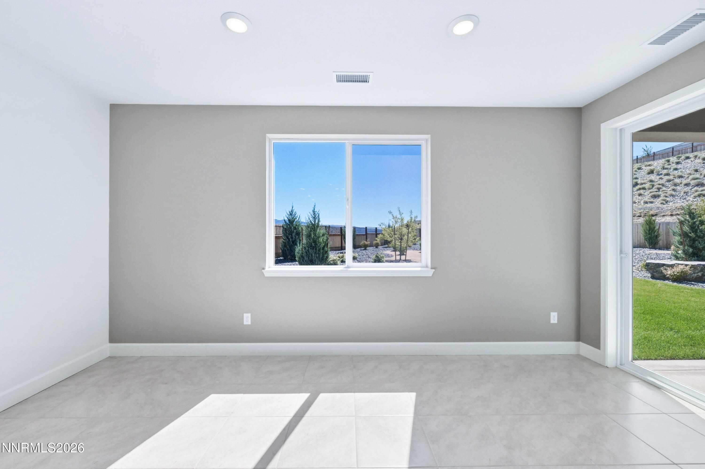 6752 Pilot Peak Court