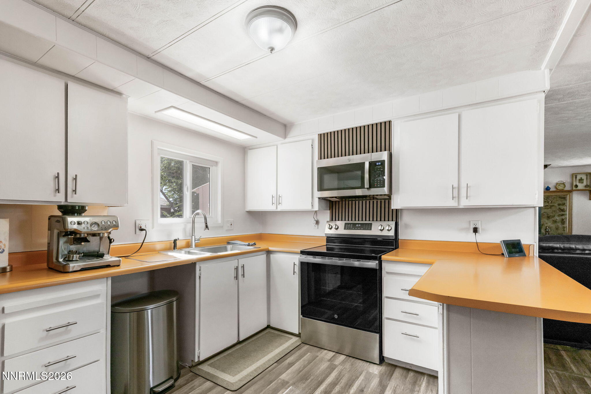 4950 Pueblo Drive