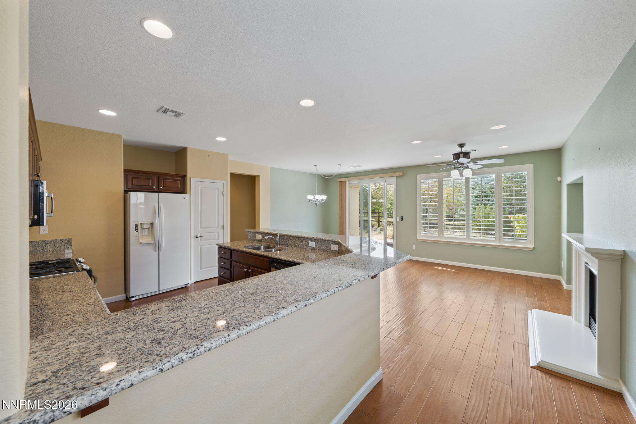 1020 W Del Webb Parkway