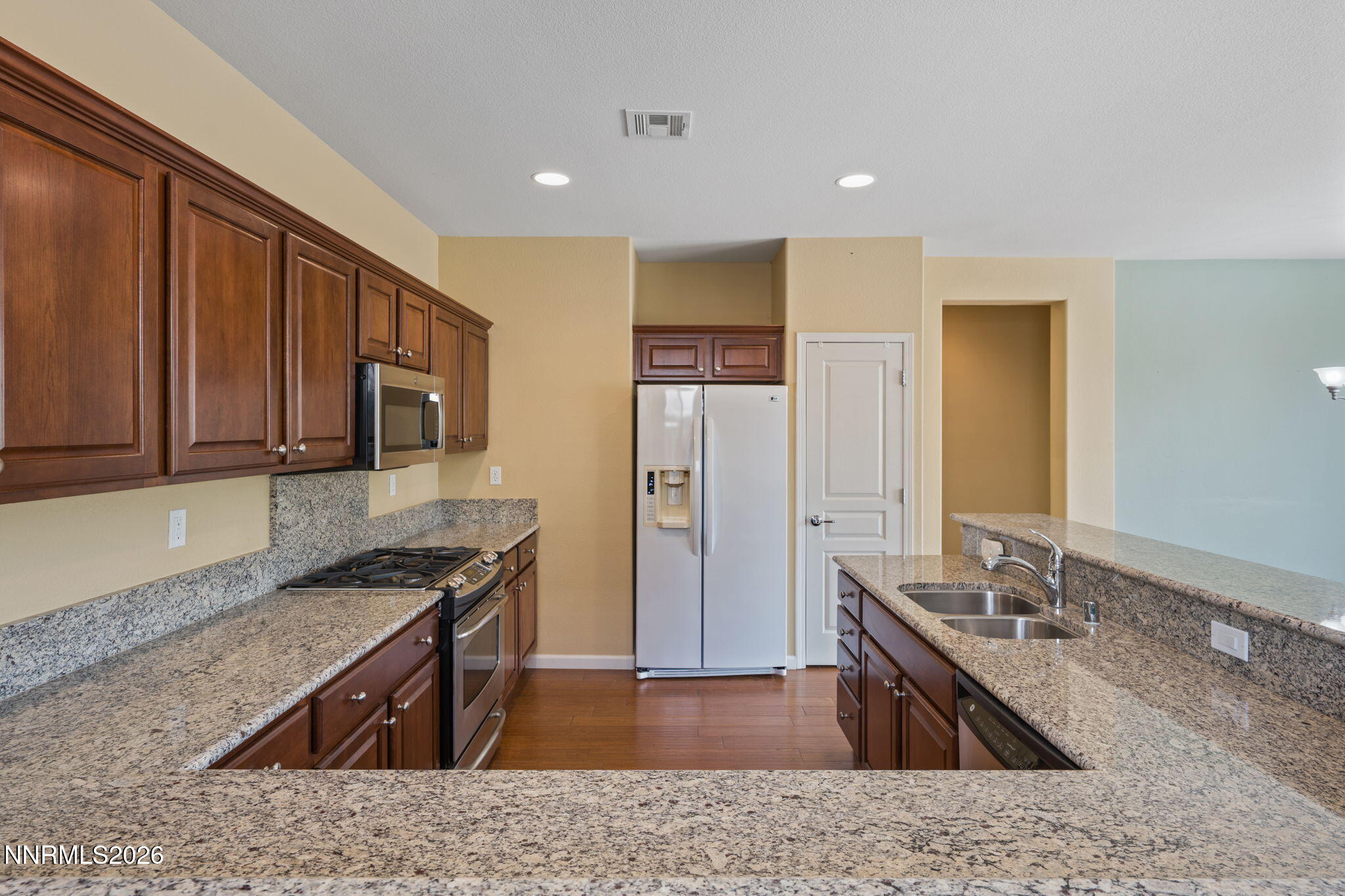 1020 W Del Webb Parkway