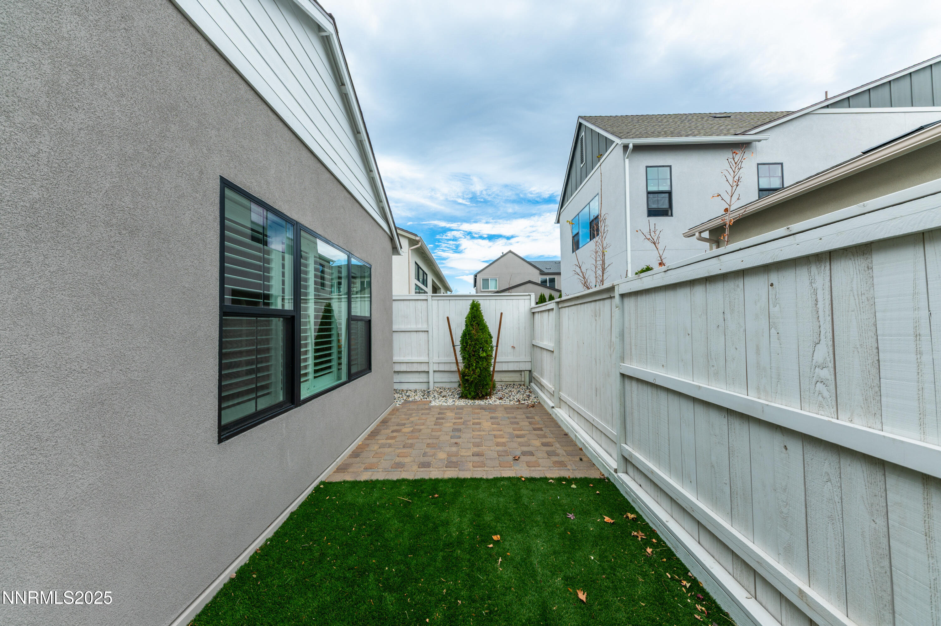 5453 Side Saddle Trail