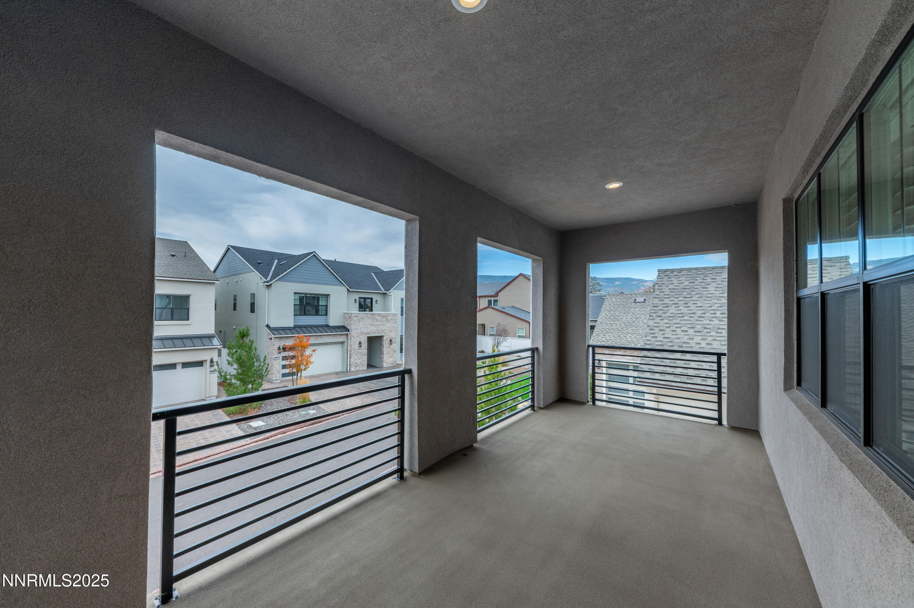 5453 Side Saddle Trail