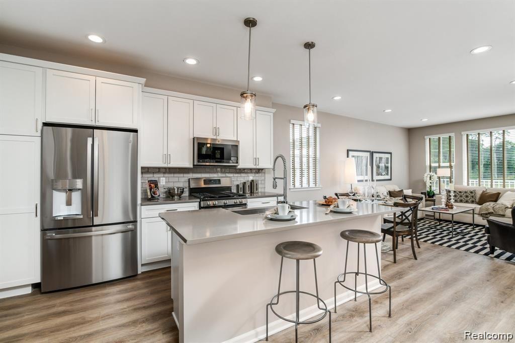 192 SEAN Street Unit: 079