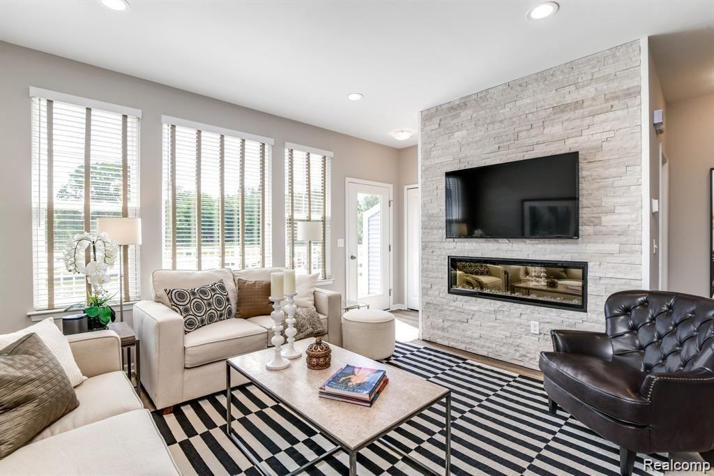 192 SEAN Street Unit: 079