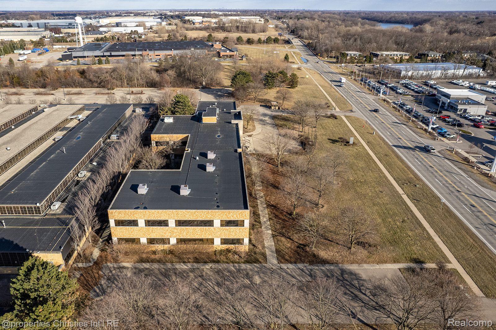 40500 PLYMOUTH Road