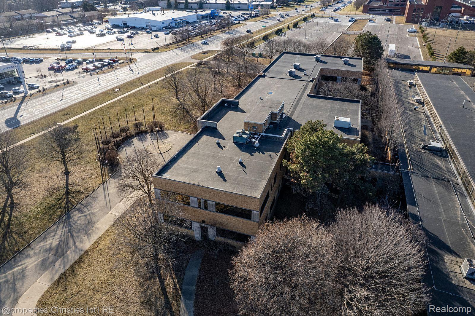 40500 PLYMOUTH Road