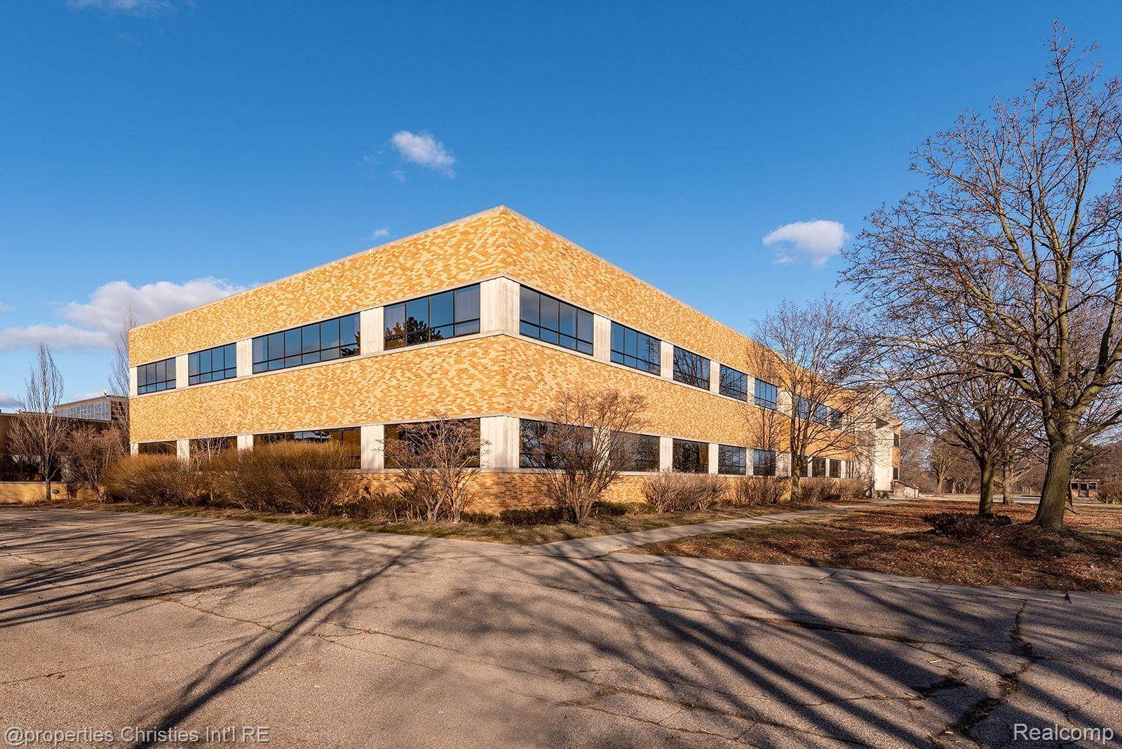 40500 PLYMOUTH Road