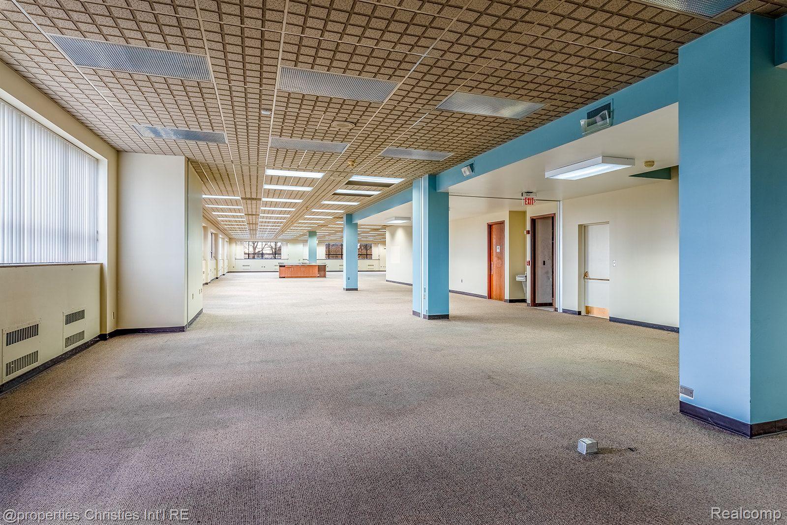 40500 PLYMOUTH Road