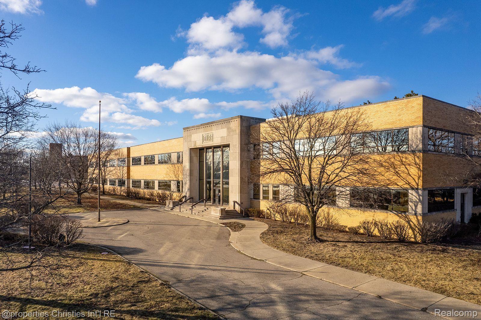 40500 PLYMOUTH Road