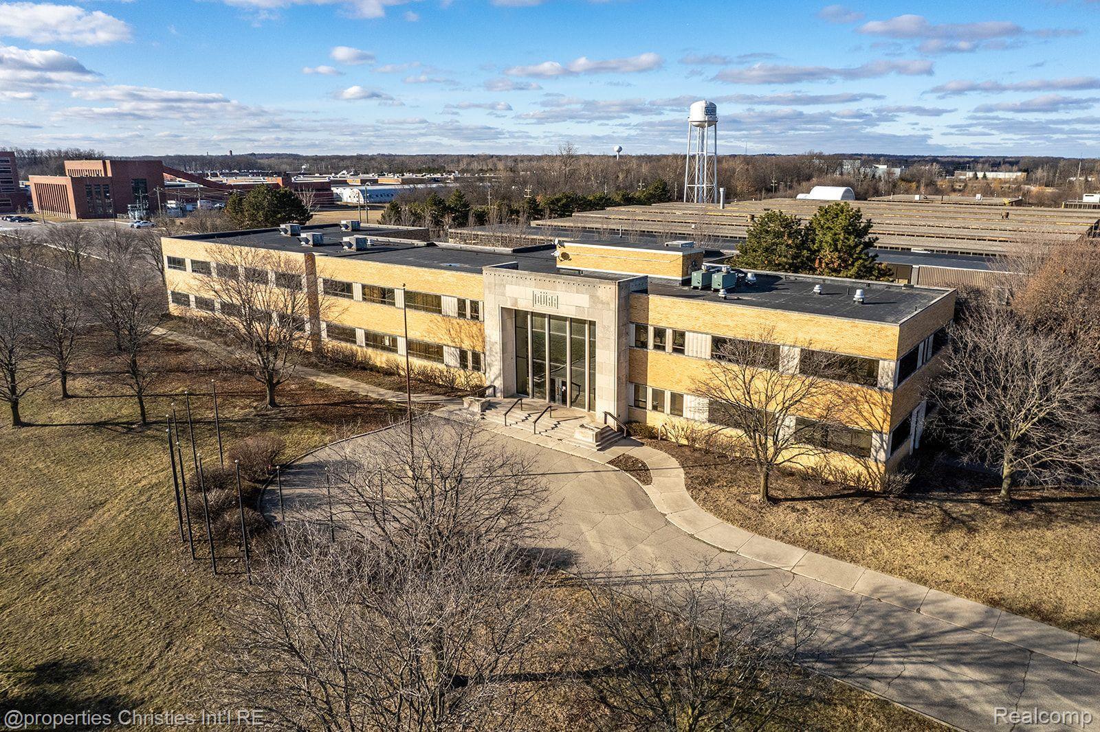 40500 PLYMOUTH Road