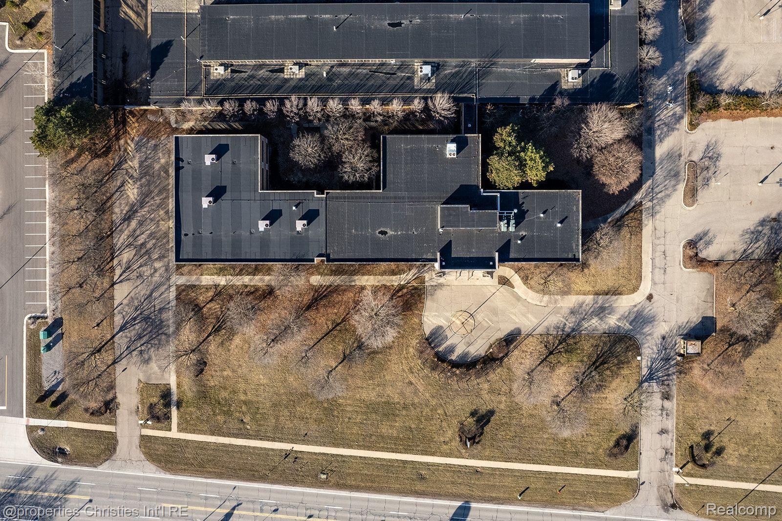 40500 PLYMOUTH Road