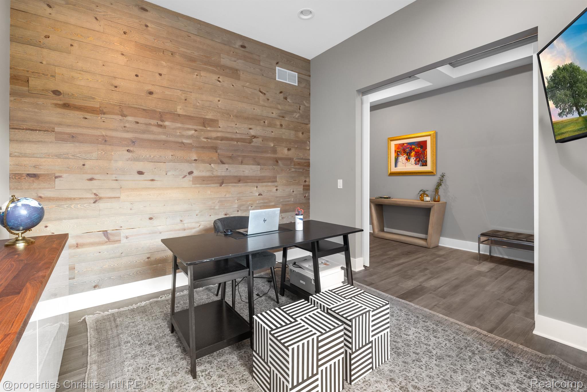 20796 RICHMOND Drive