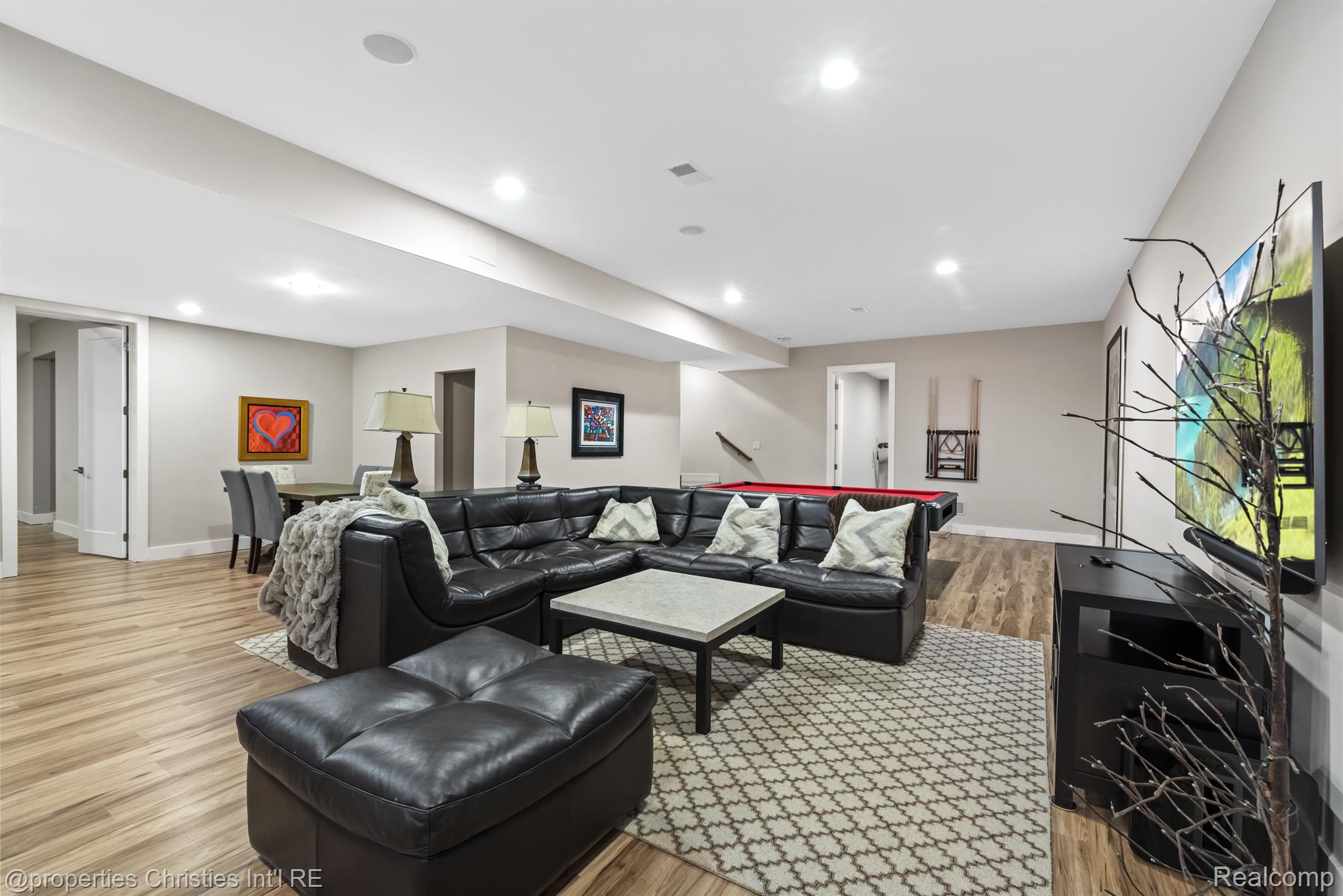 20796 RICHMOND Drive