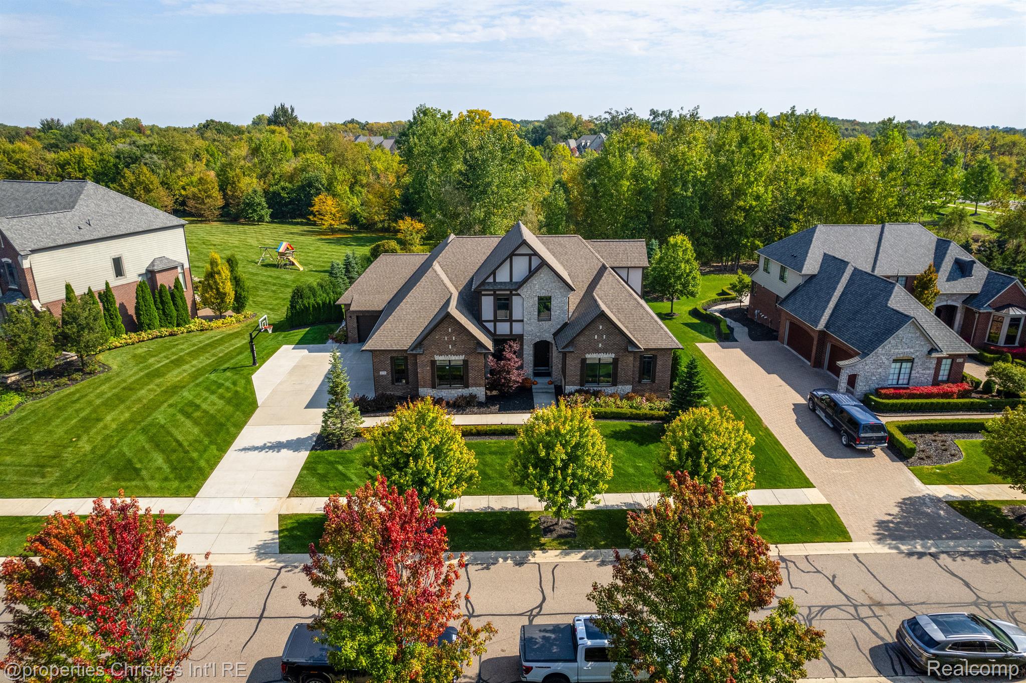 20796 RICHMOND Drive