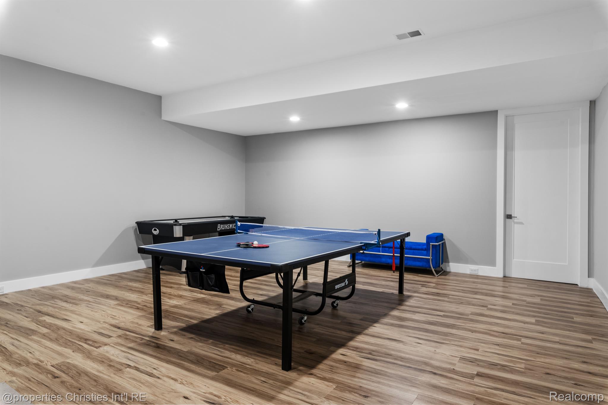 20796 RICHMOND Drive