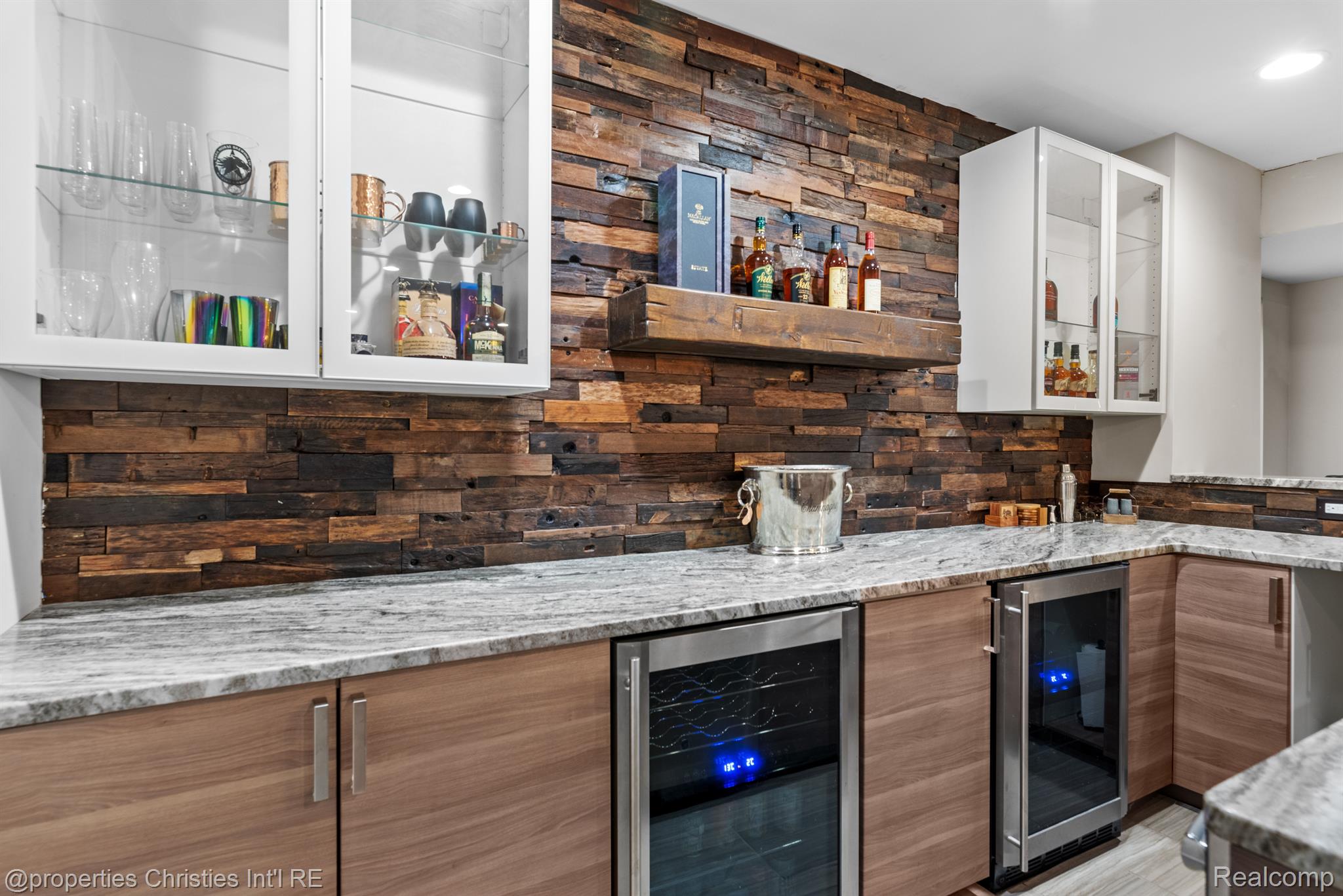 20796 RICHMOND Drive