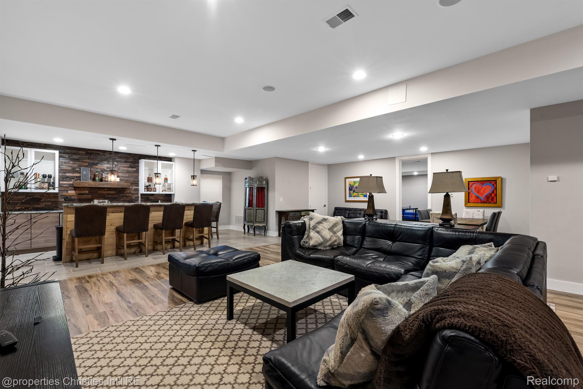 20796 RICHMOND Drive